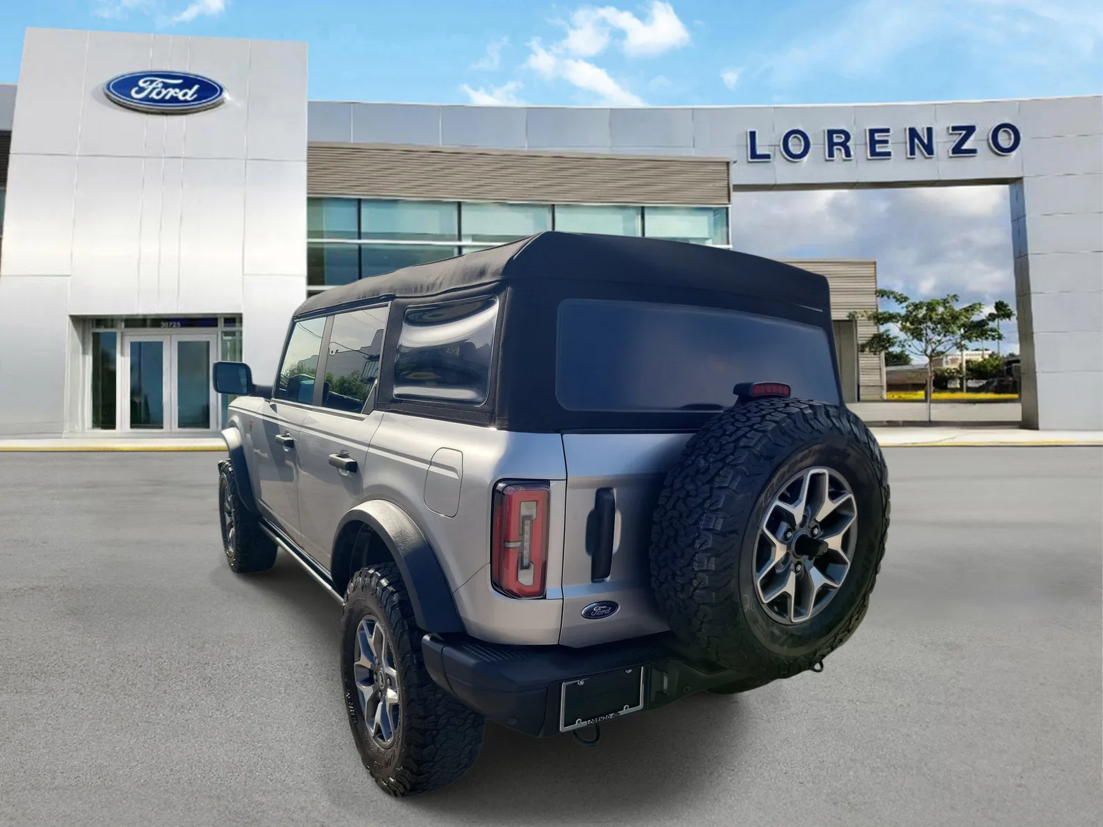 2023 Ford Bronco Badlands 4WD photo 6