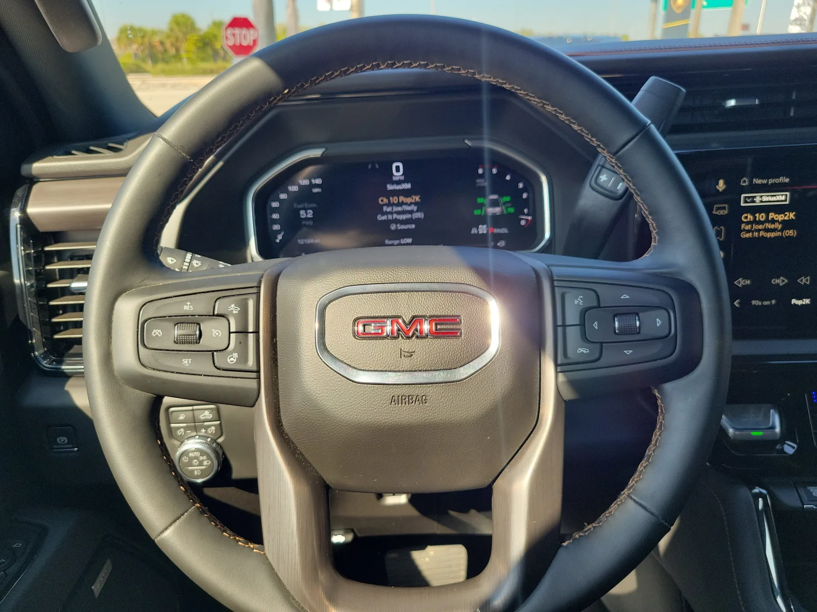 2026 GMC Sierra 2500 HD AT4 photo 18