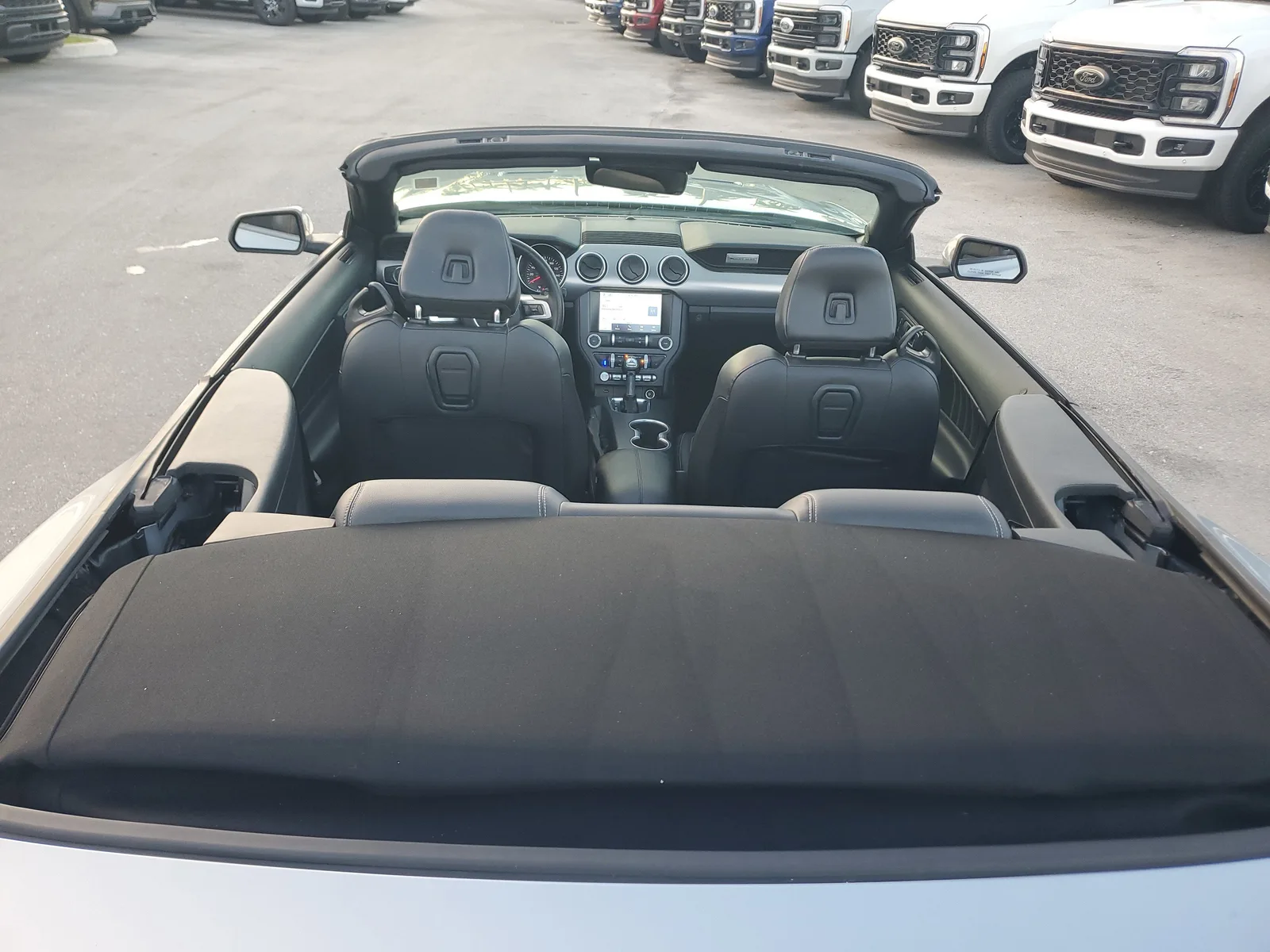 2023 Ford Mustang EcoBoost Premium photo 7