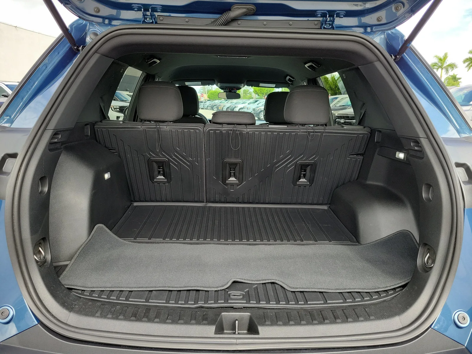 2026 Chevrolet Equinox FWD LT photo 15