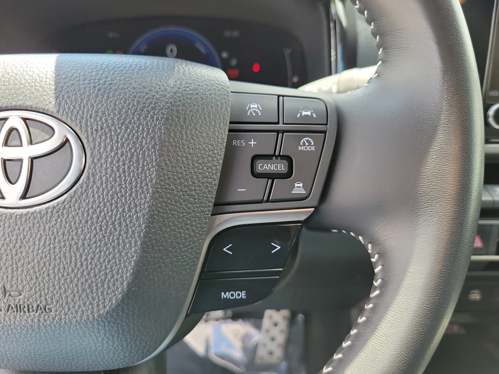 2026 Toyota Camry SE photo 21