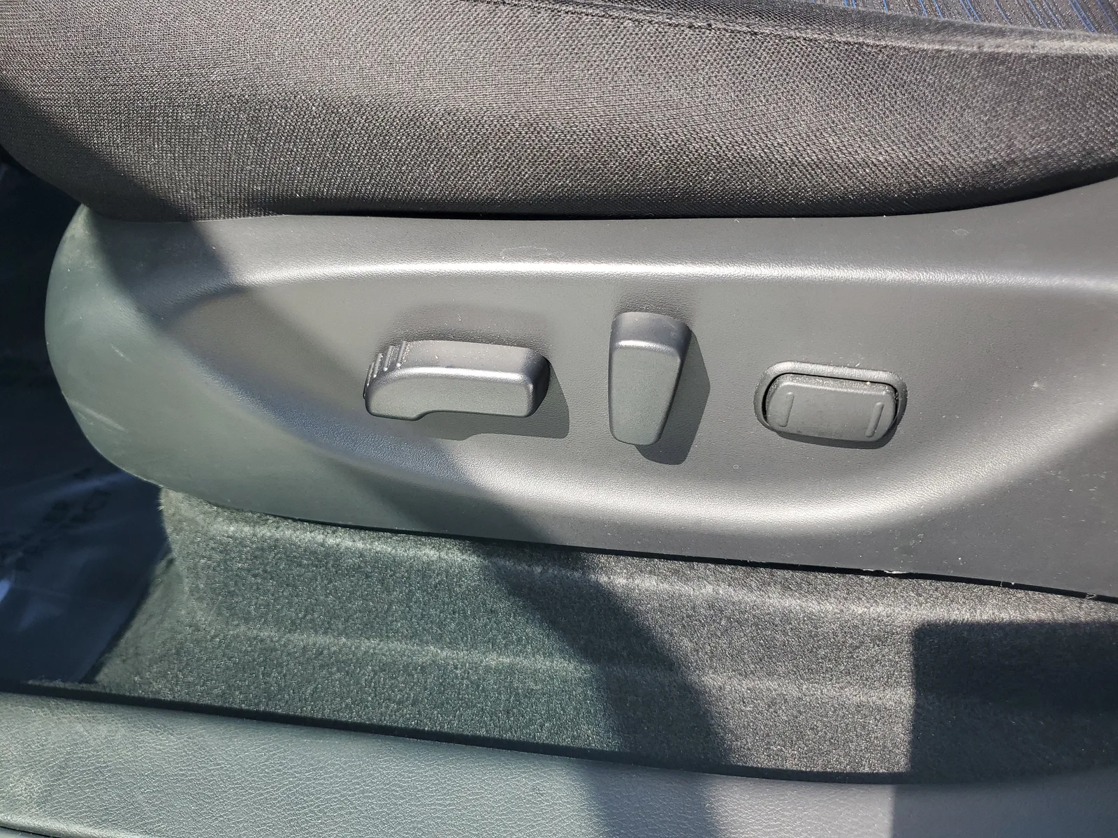 2024 Nissan LEAF SV PLUS photo 12