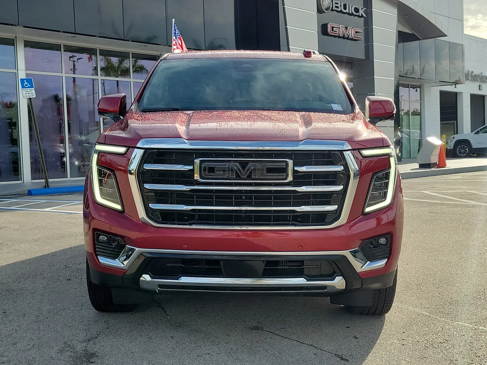 2025 GMC Yukon Elevation photo 2