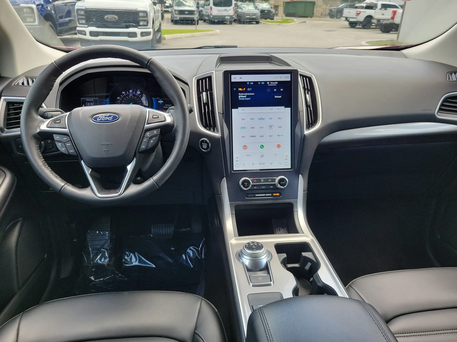 2024 Ford Edge SEL 4WD photo 16