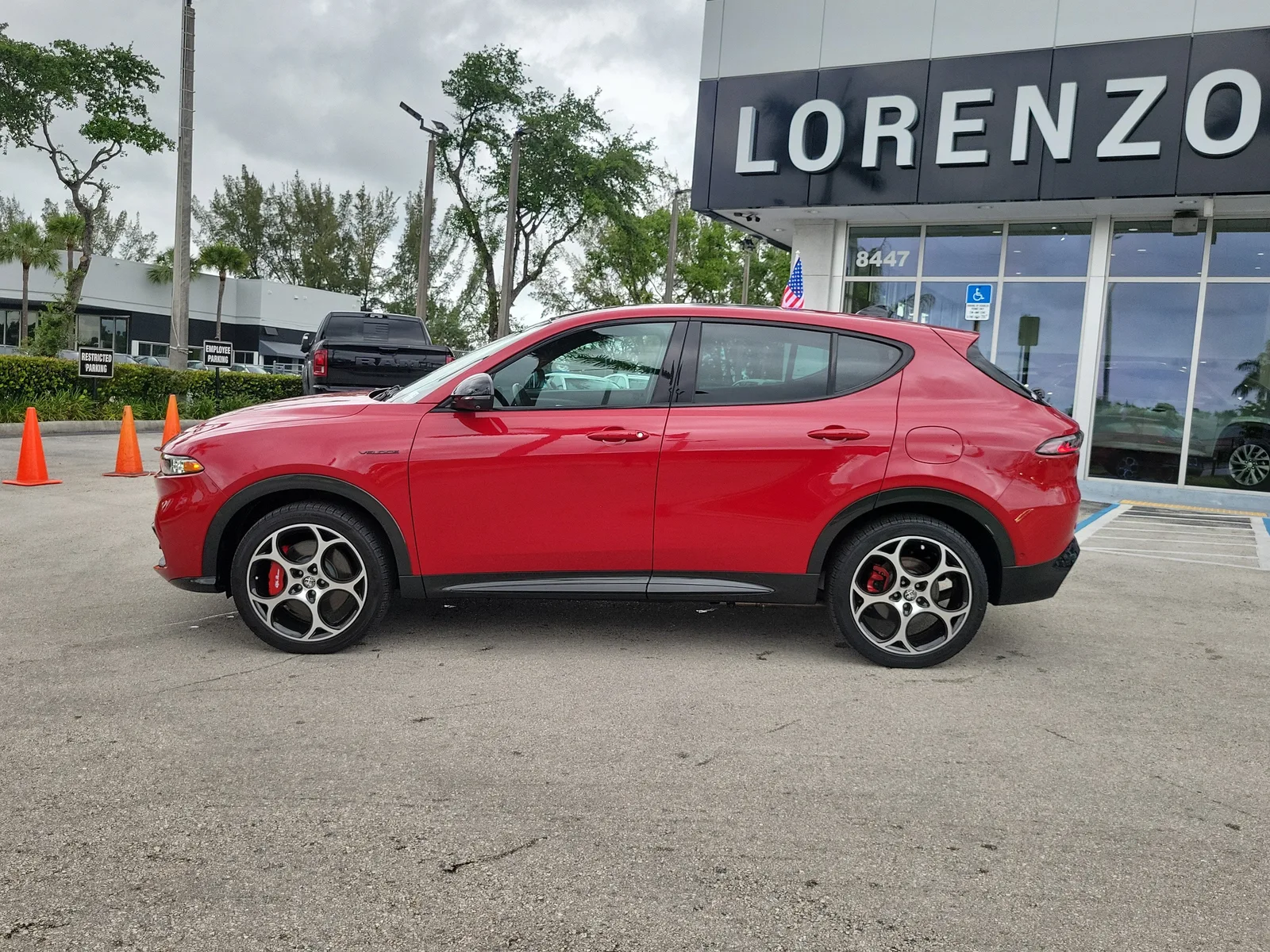 2024 Alfa Romeo Tonale Veloce photo 8