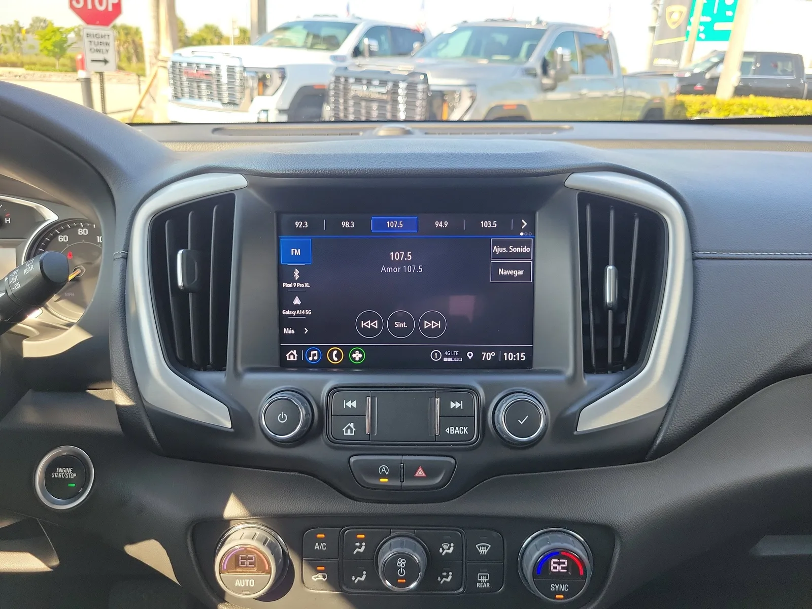 2023 GMC Terrain SLT photo 22