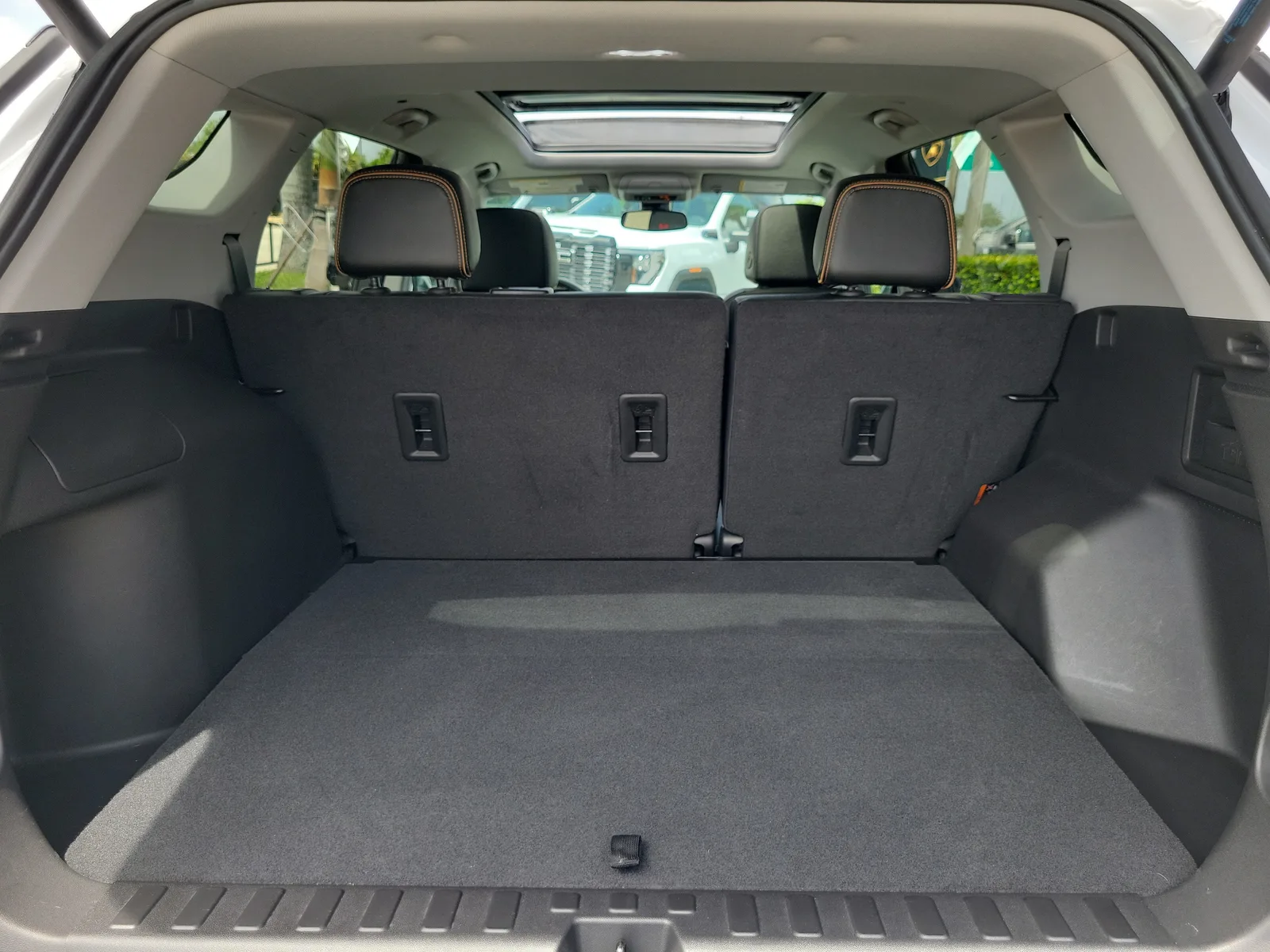 2024 GMC Terrain AT4 photo 17
