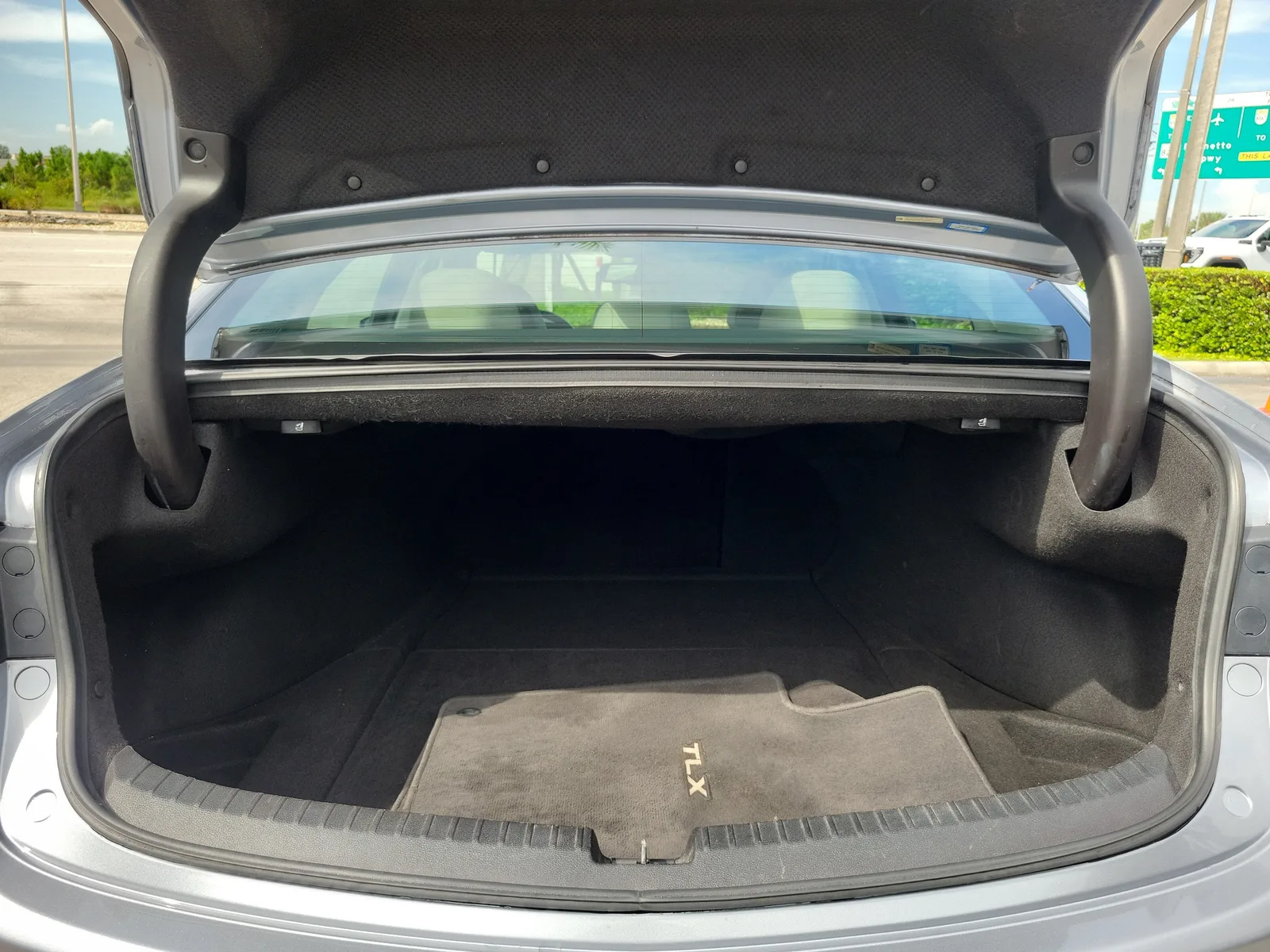 2016 Acura TLX V6 photo 25