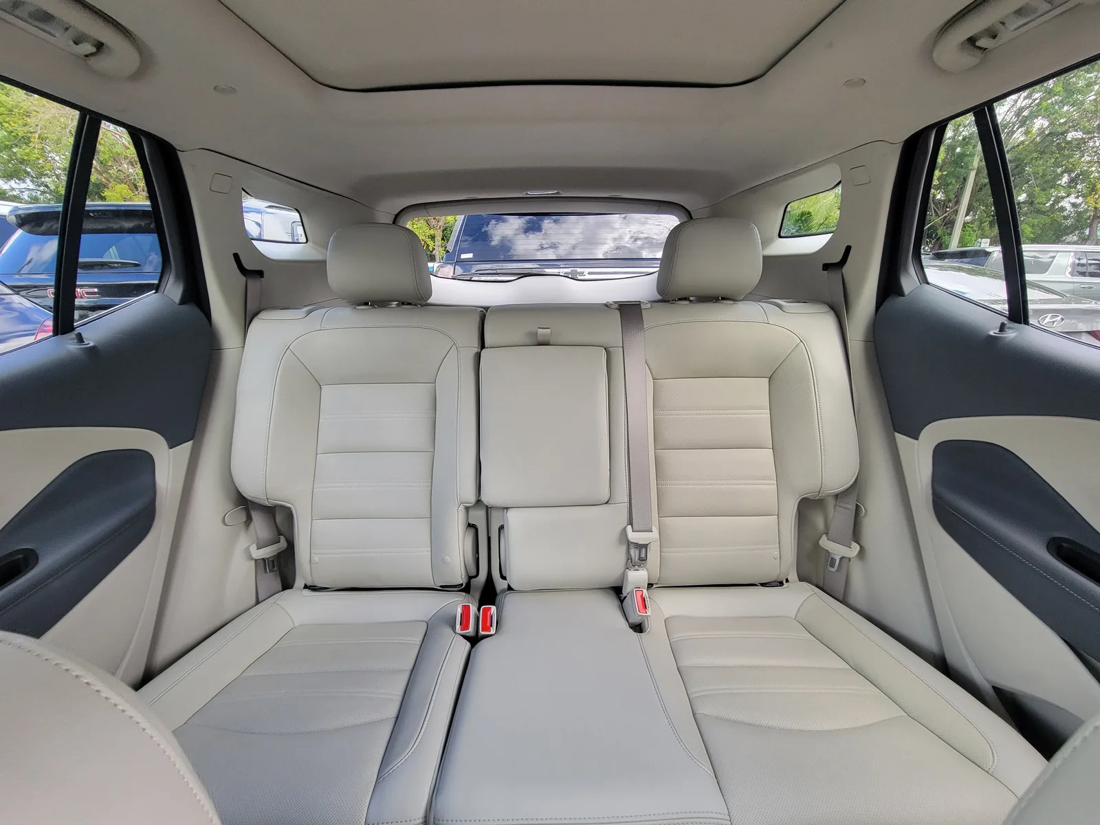 2023 GMC Terrain Denali 4WD photo 13