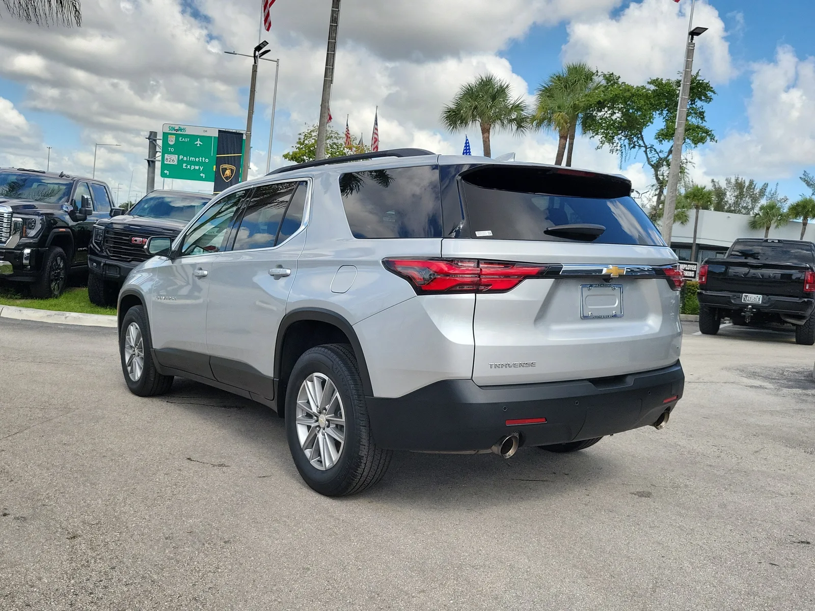2022 Chevrolet Traverse LT Cloth photo 7