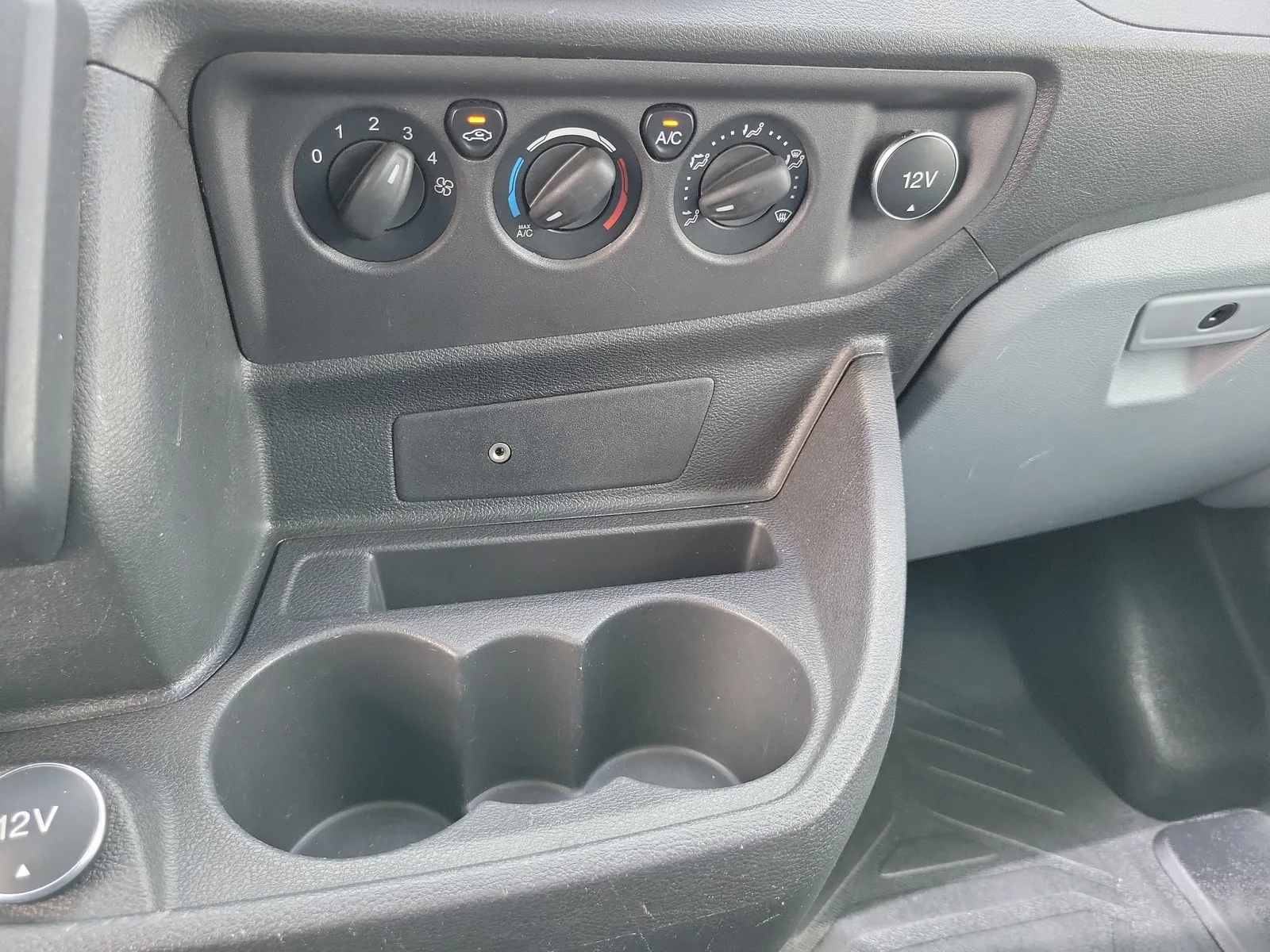 2019 Ford Transit Van Base photo 24