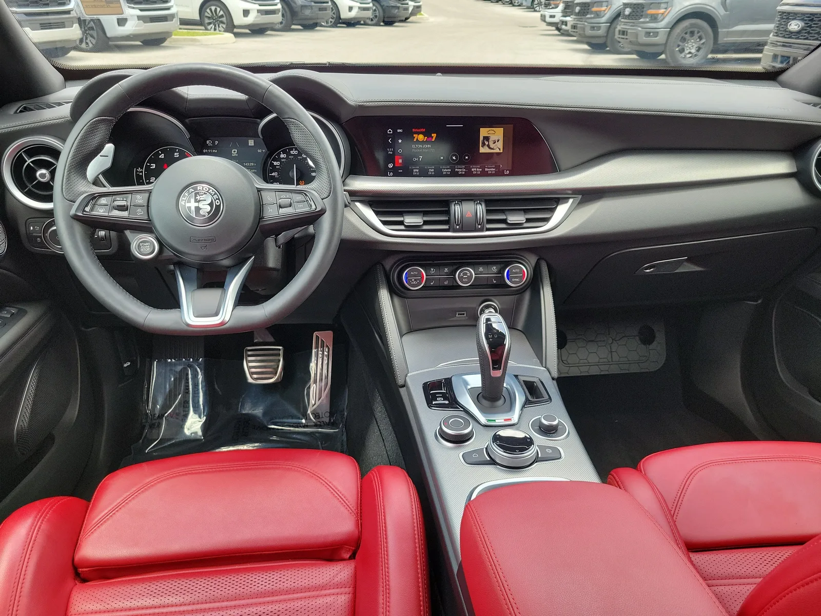 2022 Alfa Romeo Stelvio Veloce 4WD photo 17