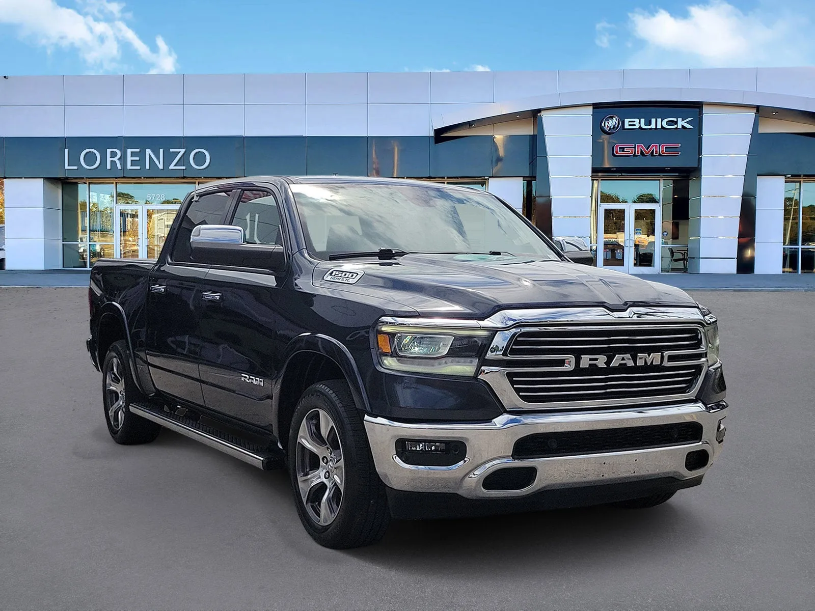 2019 RAM 1500 Laramie photo 3