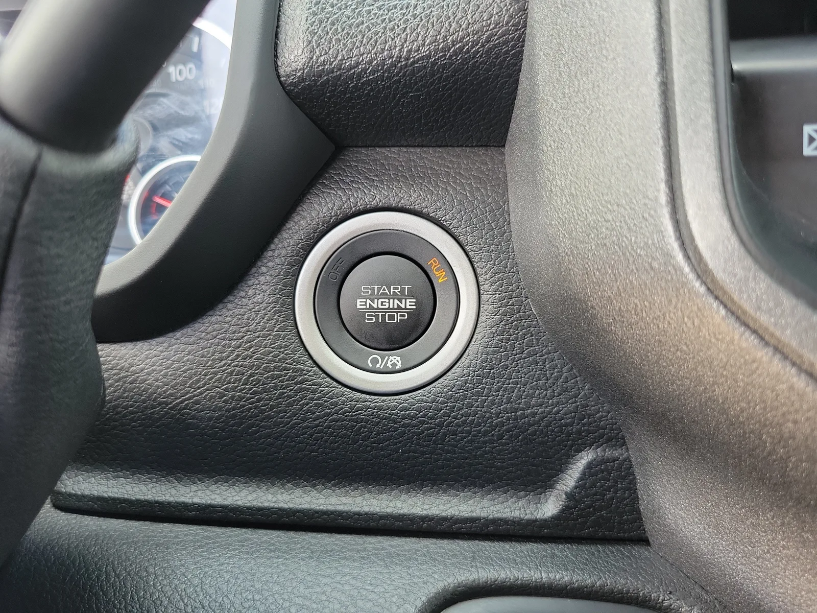 2025 RAM 2500 Tradesman 4WD photo 21