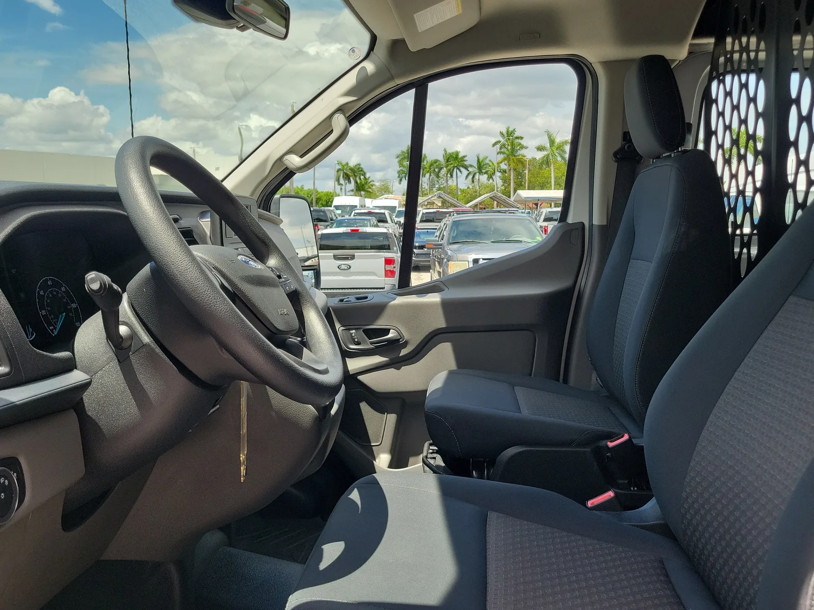 2025 Ford Transit Cargo Van Base photo 10