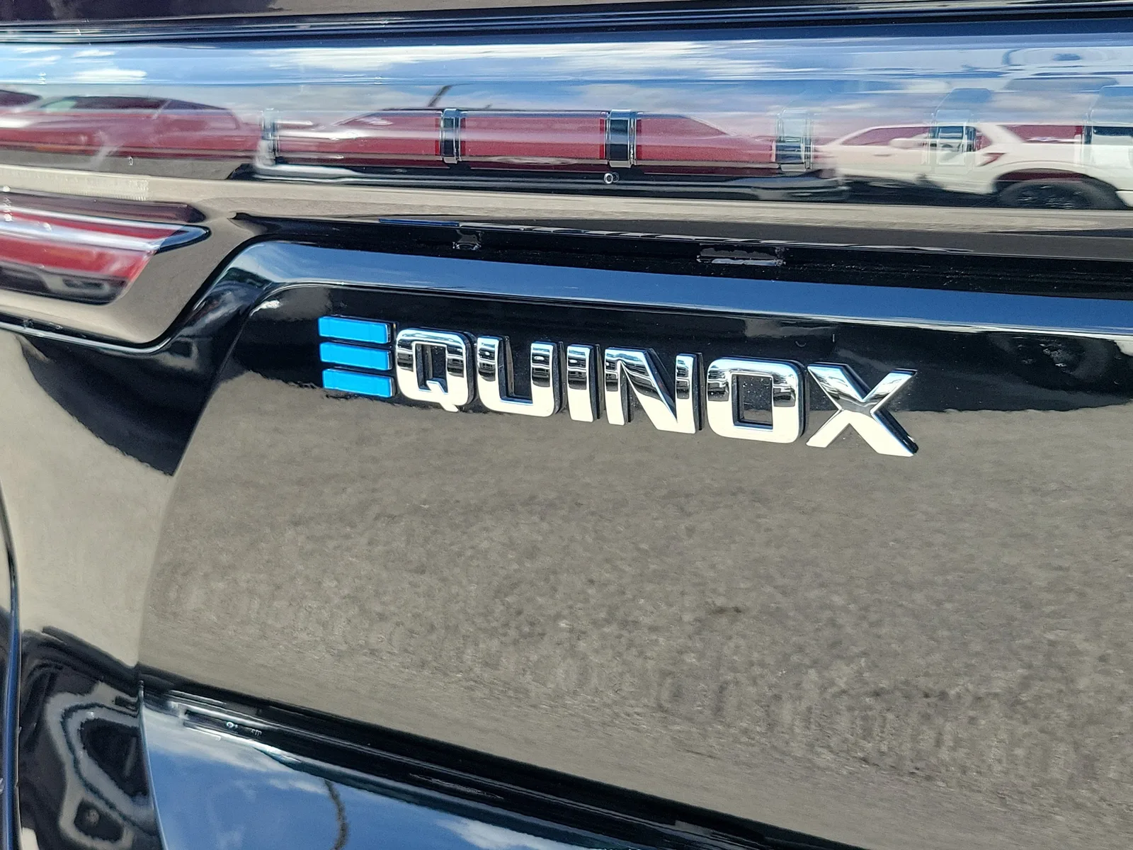 2026 Chevrolet Equinox EV LT2 w/PDE photo 10
