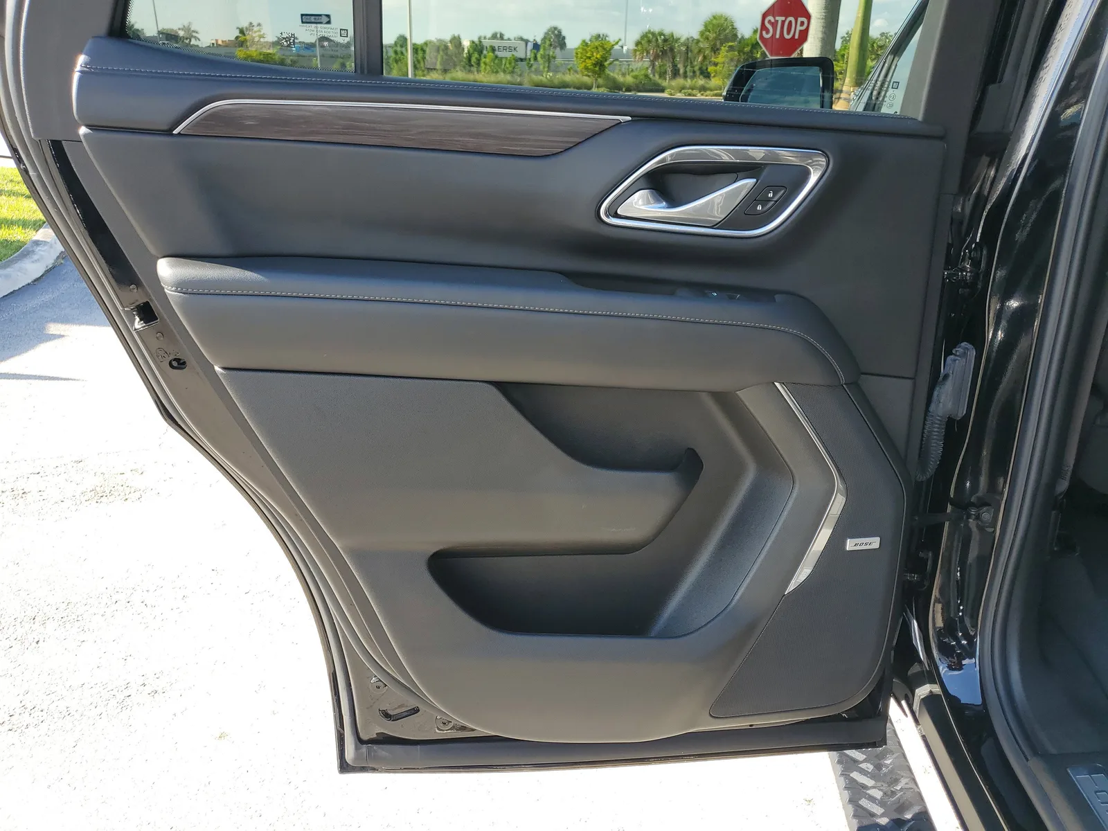 2023 Chevrolet Tahoe Z71 photo 30