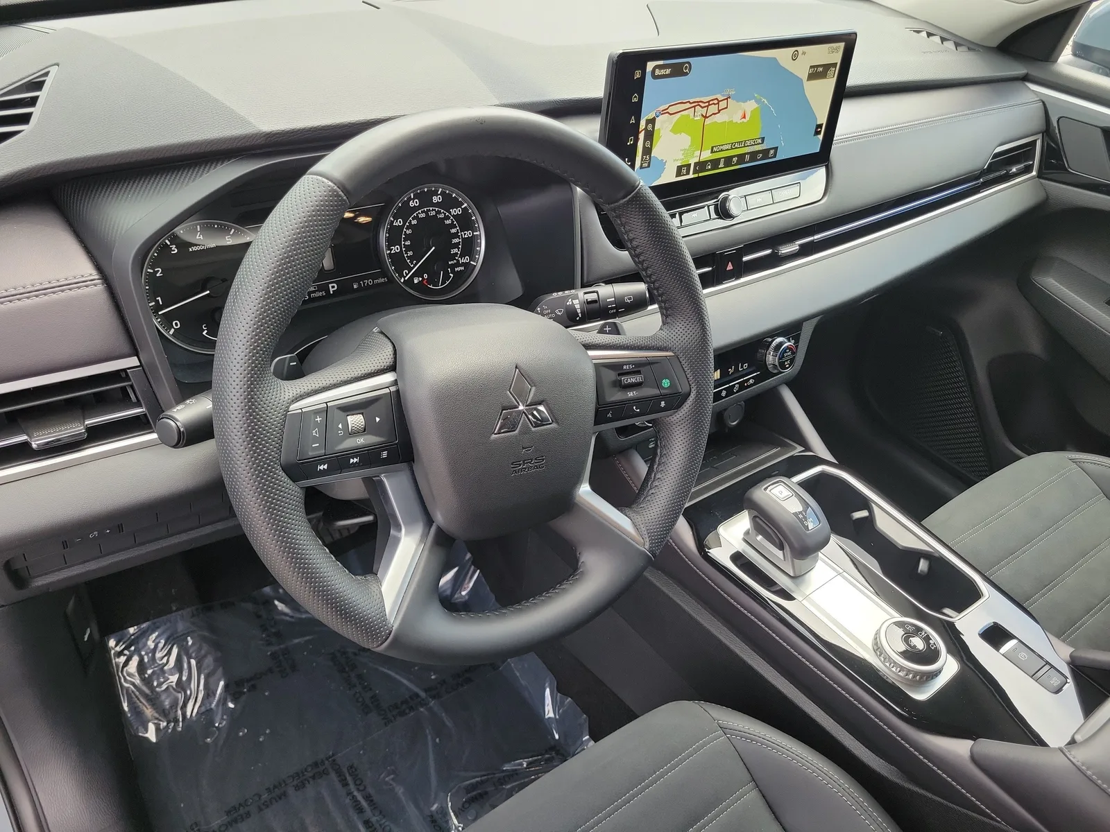 2025 Mitsubishi Outlander SE photo 9