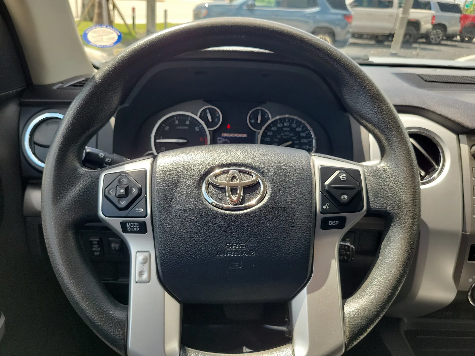 2017 Toyota Tundra 2WD SR photo 16