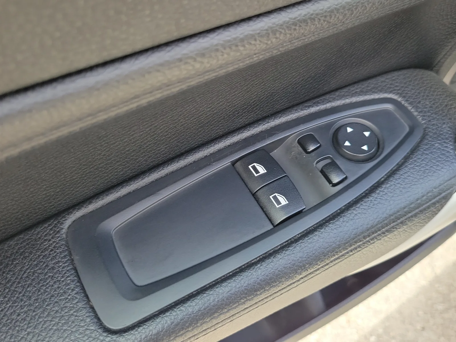 2015 BMW 2 Series 228i photo 22