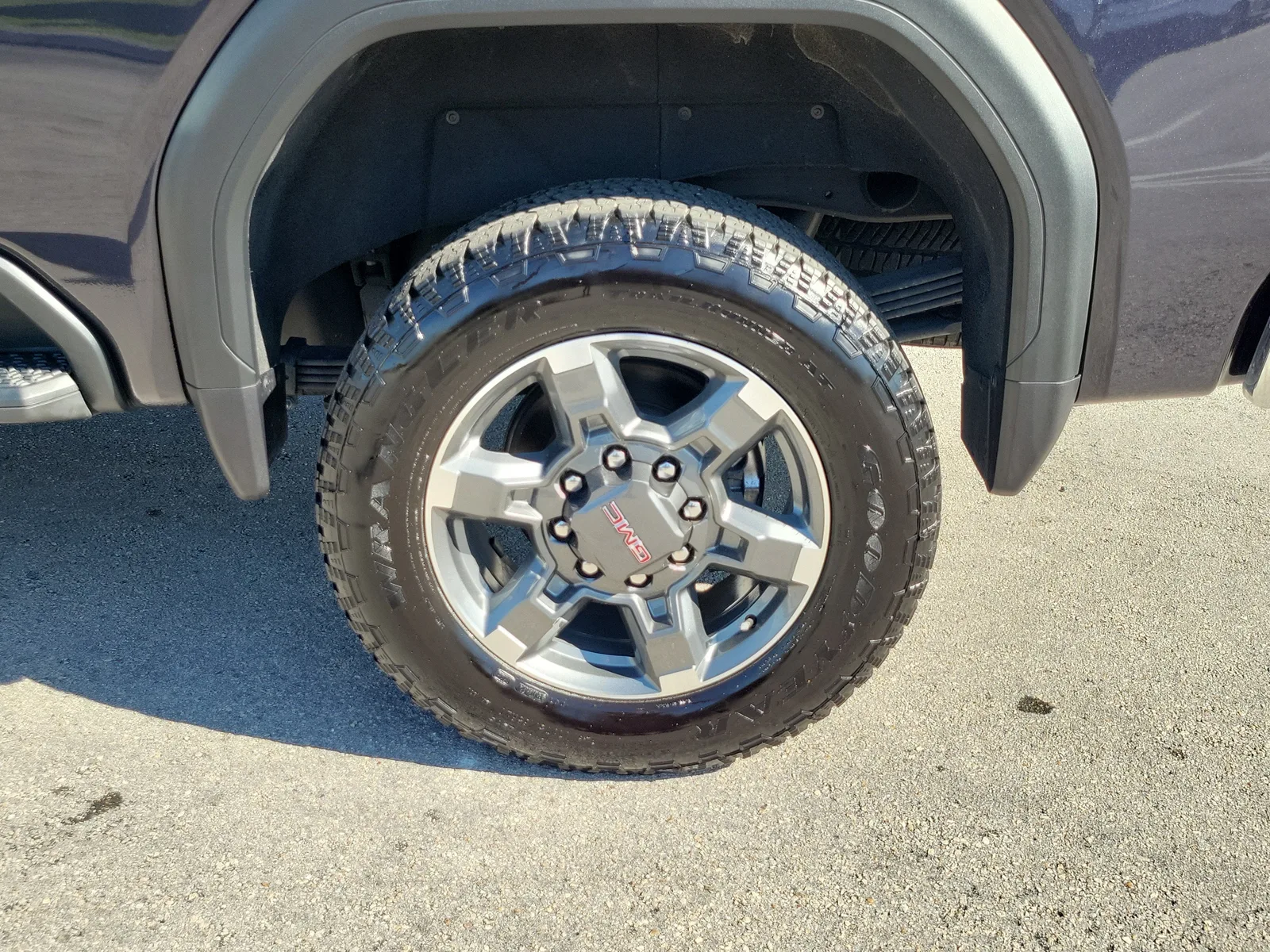 2025 GMC Sierra 2500 HD SLT photo 27