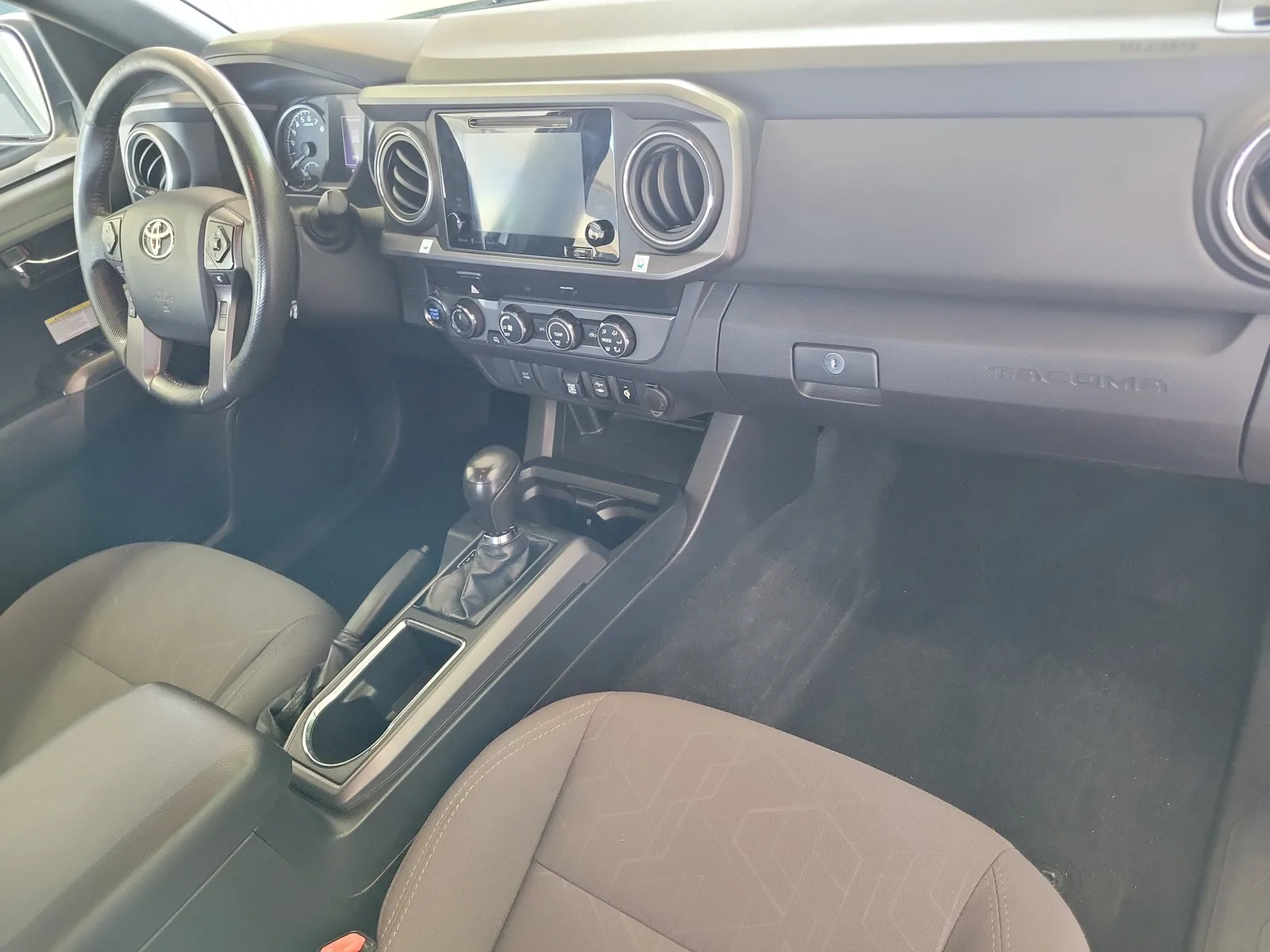 2019 Toyota Tacoma 4WD TRD Off Road photo 16