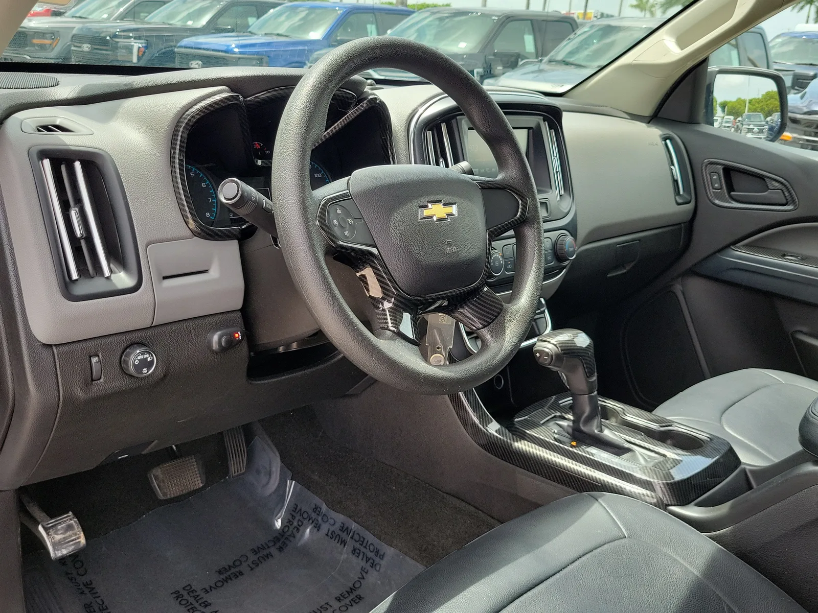 2018 Chevrolet Colorado 2WD Work Truck photo 9