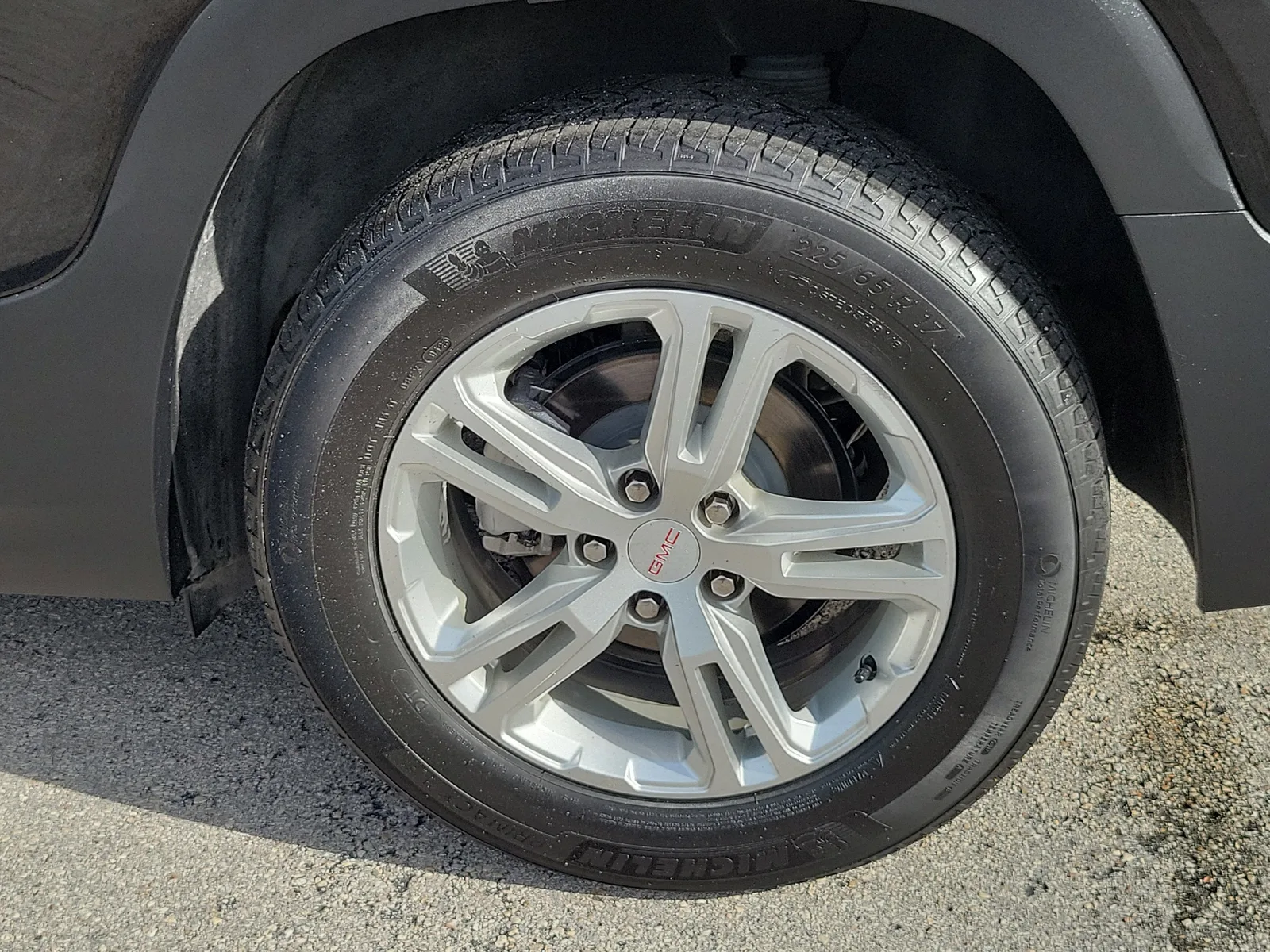 2023 GMC Terrain SLE photo 9