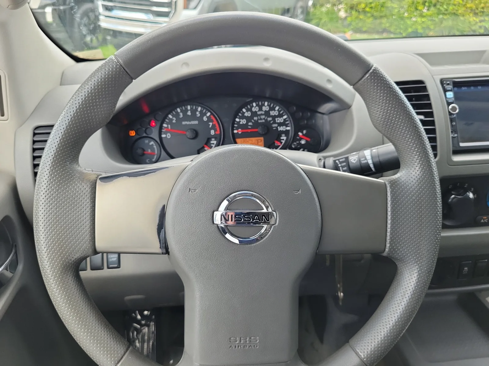 2012 Nissan Frontier S photo 14