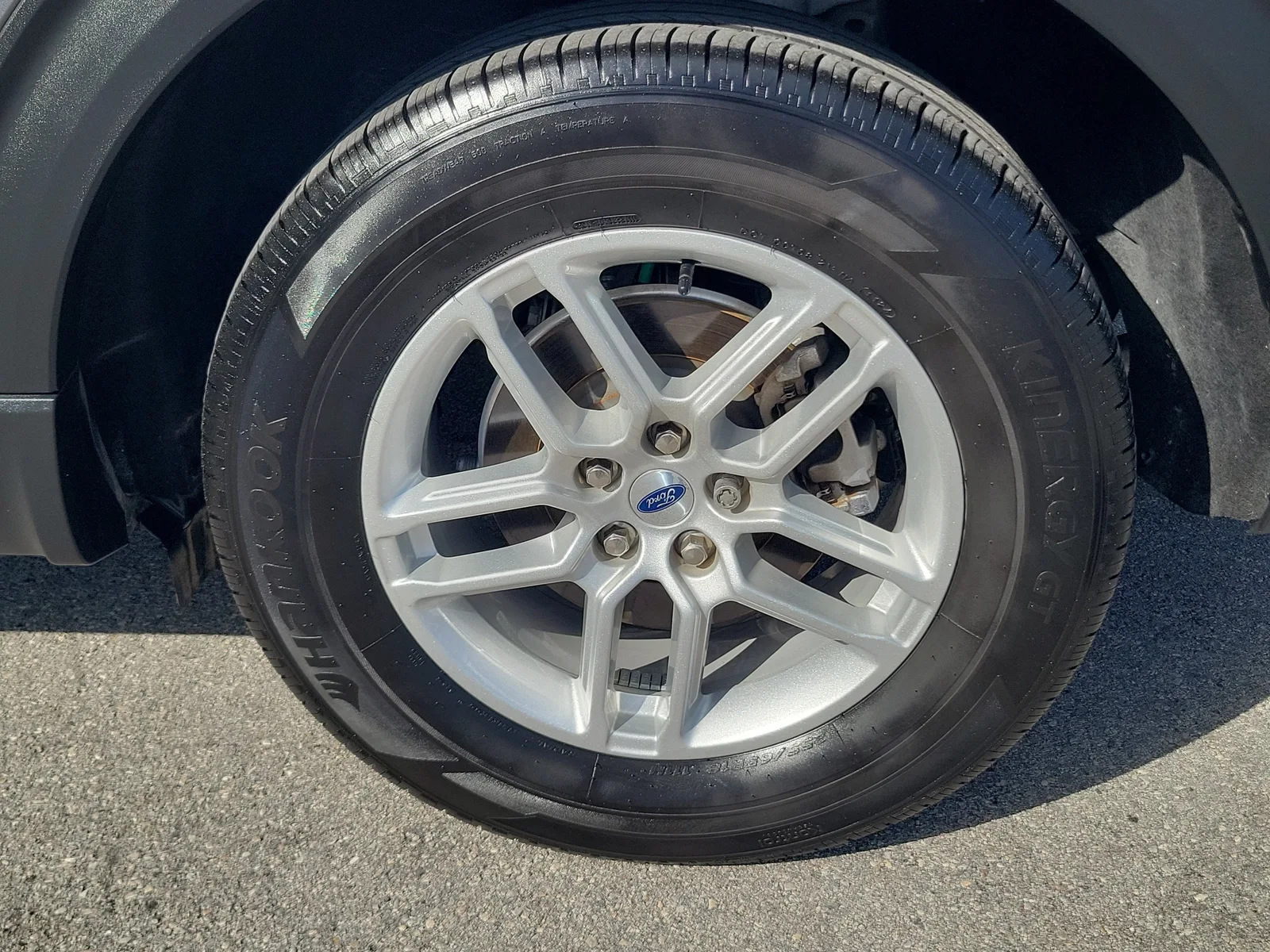 2025 Ford Explorer Active photo 32