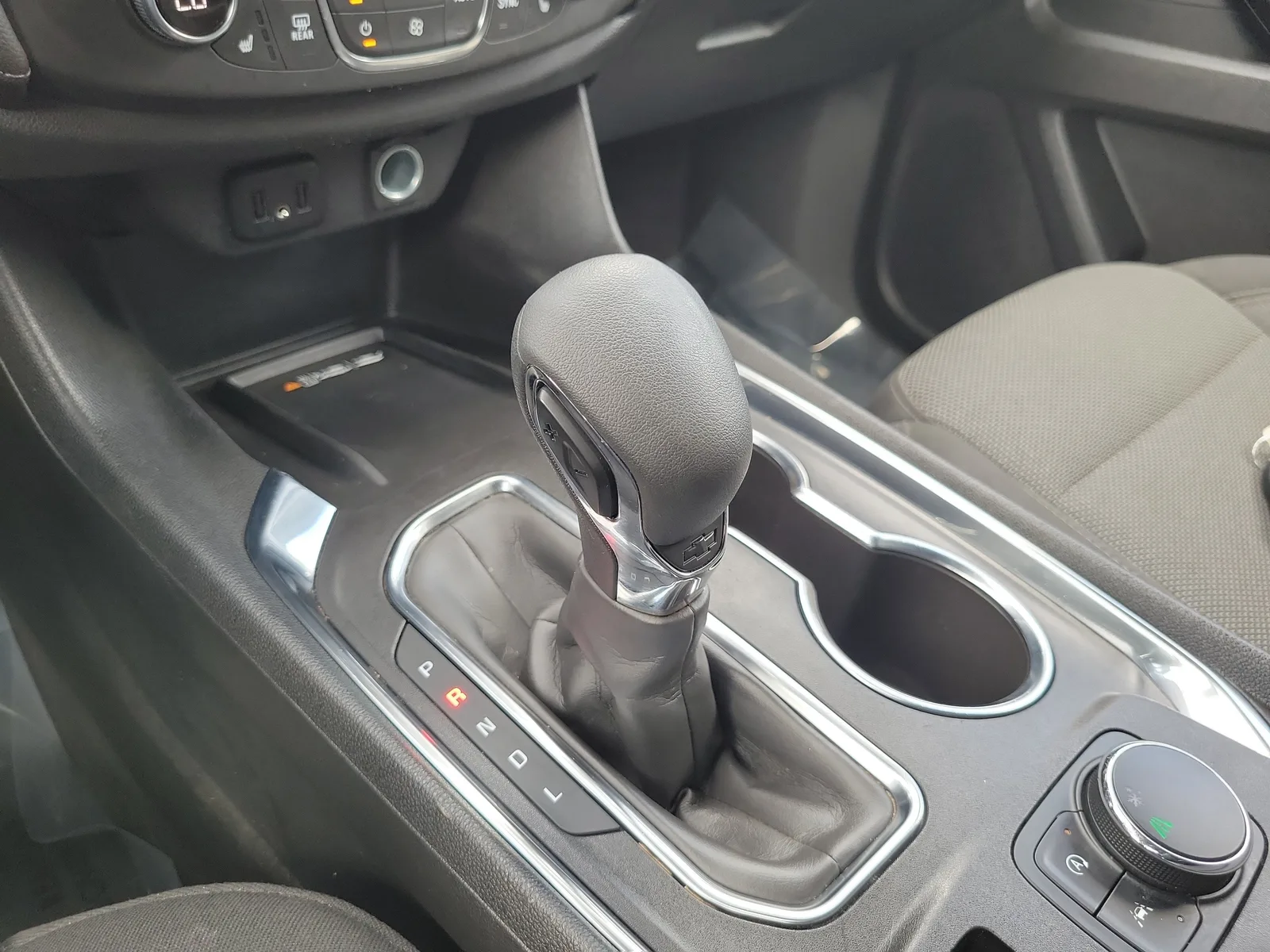 2022 Chevrolet Traverse LT Cloth photo 28
