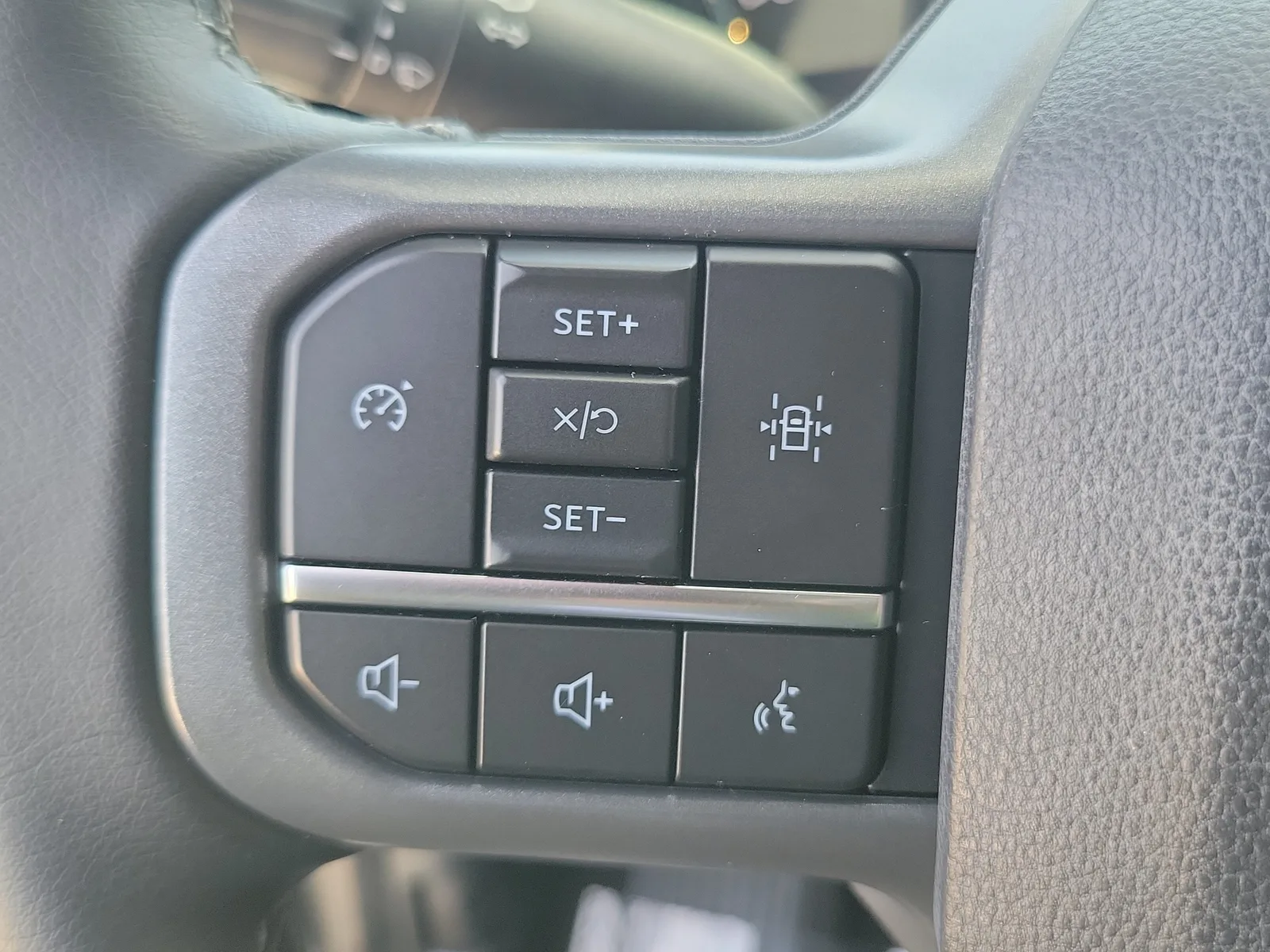 2023 Ford F-150 XLT 4WD photo 20