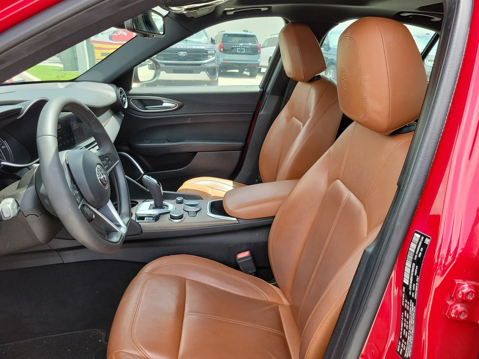 2022 Alfa Romeo Giulia Ti photo 8