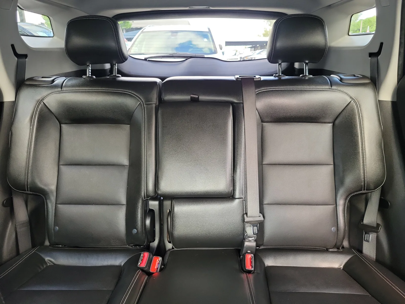 2024 GMC Terrain SLT photo 15