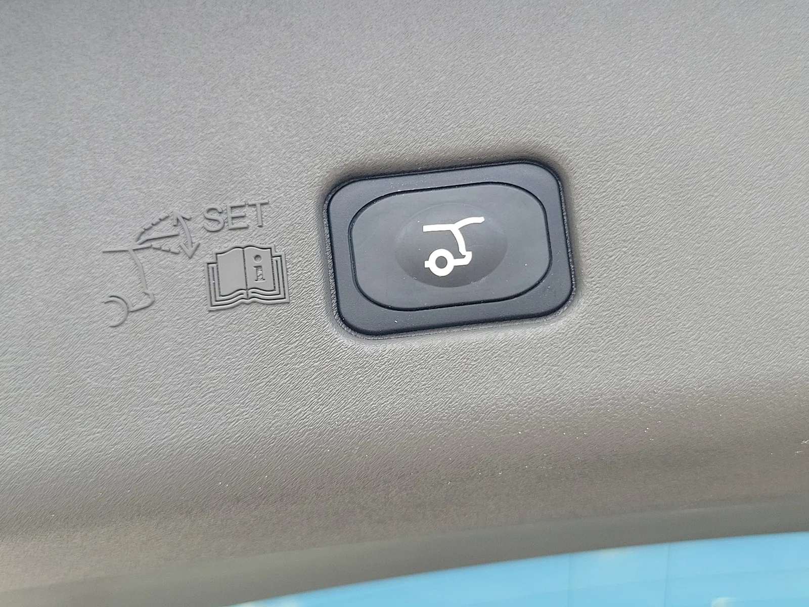 2024 Lincoln Nautilus Premiere 4WD photo 17
