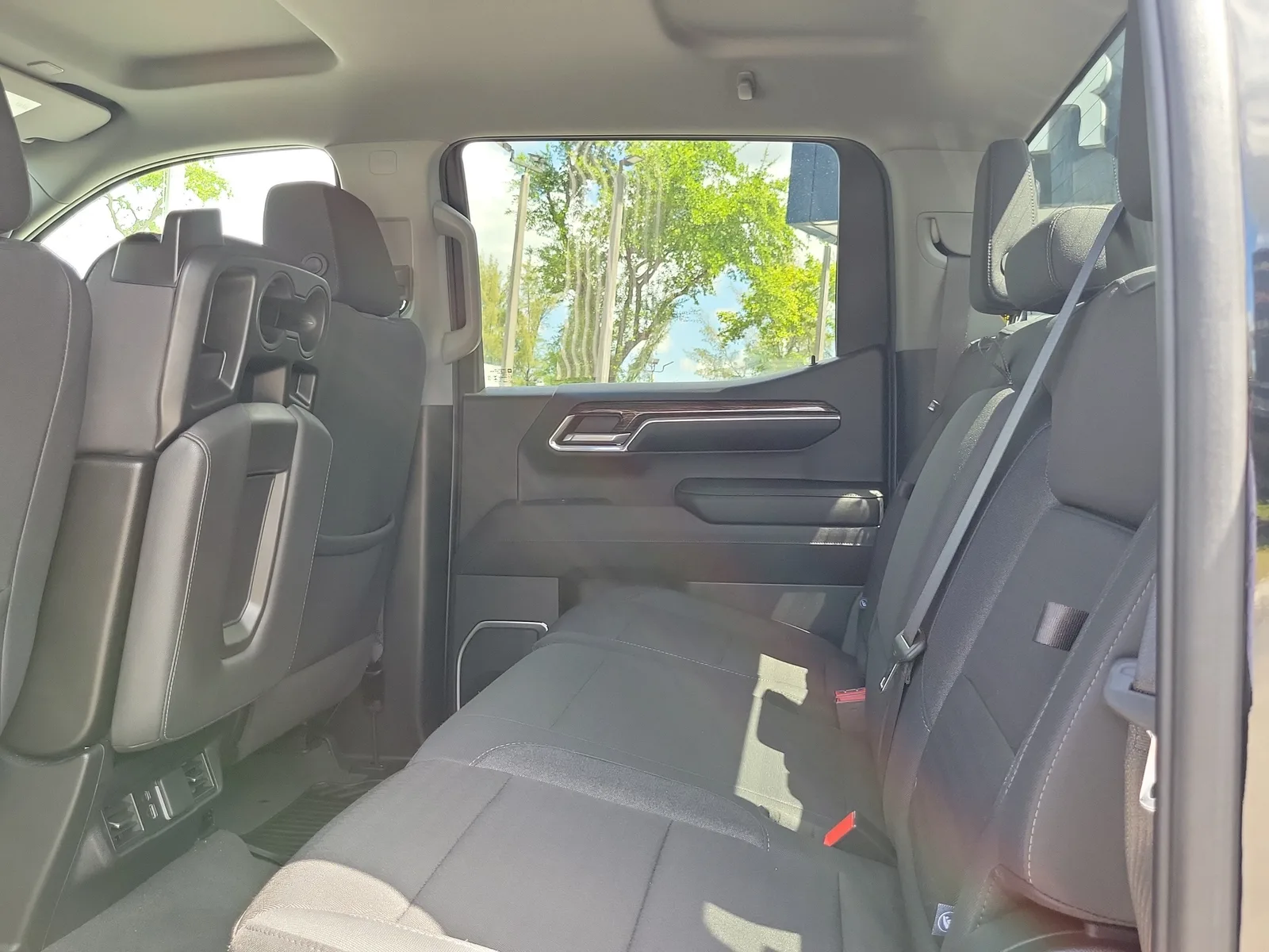 2024 GMC Sierra 1500 Elevation photo 13