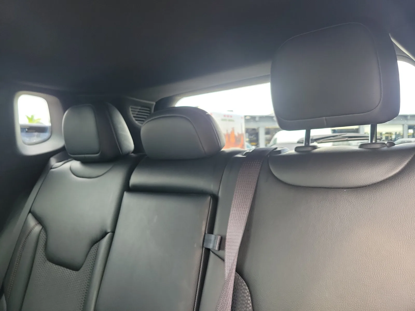 2023 Jeep Compass Trailhawk photo 15