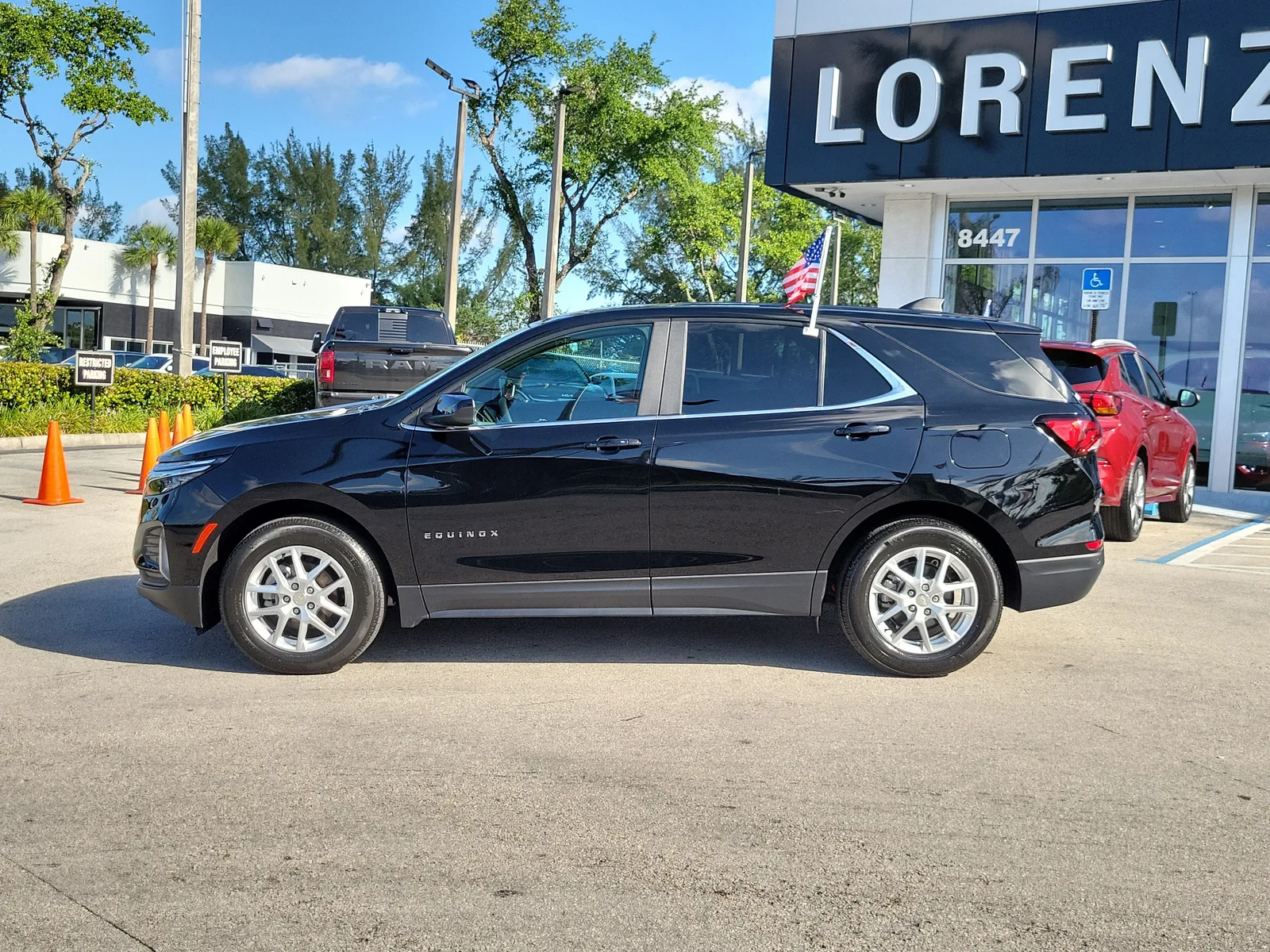 2024 Chevrolet Equinox LT photo 8
