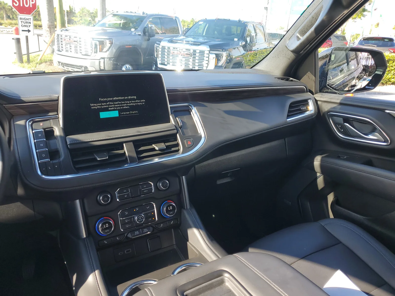 2023 Chevrolet Tahoe Z71 photo 22