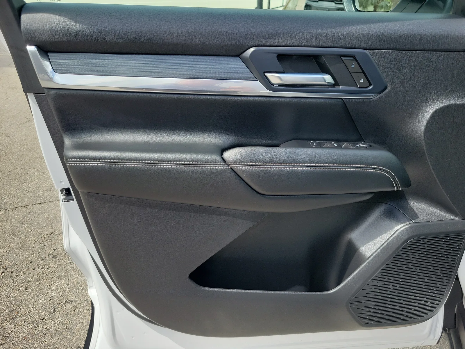 2025 GMC Terrain Elevation photo 23