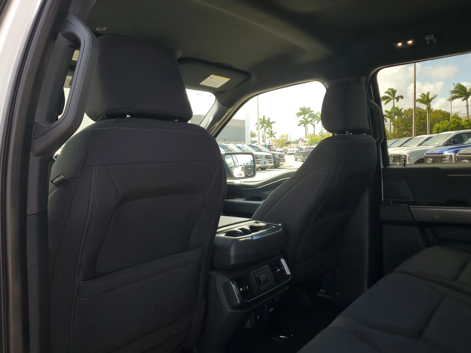 2023 Ford F-150 XLT 4WD photo 14
