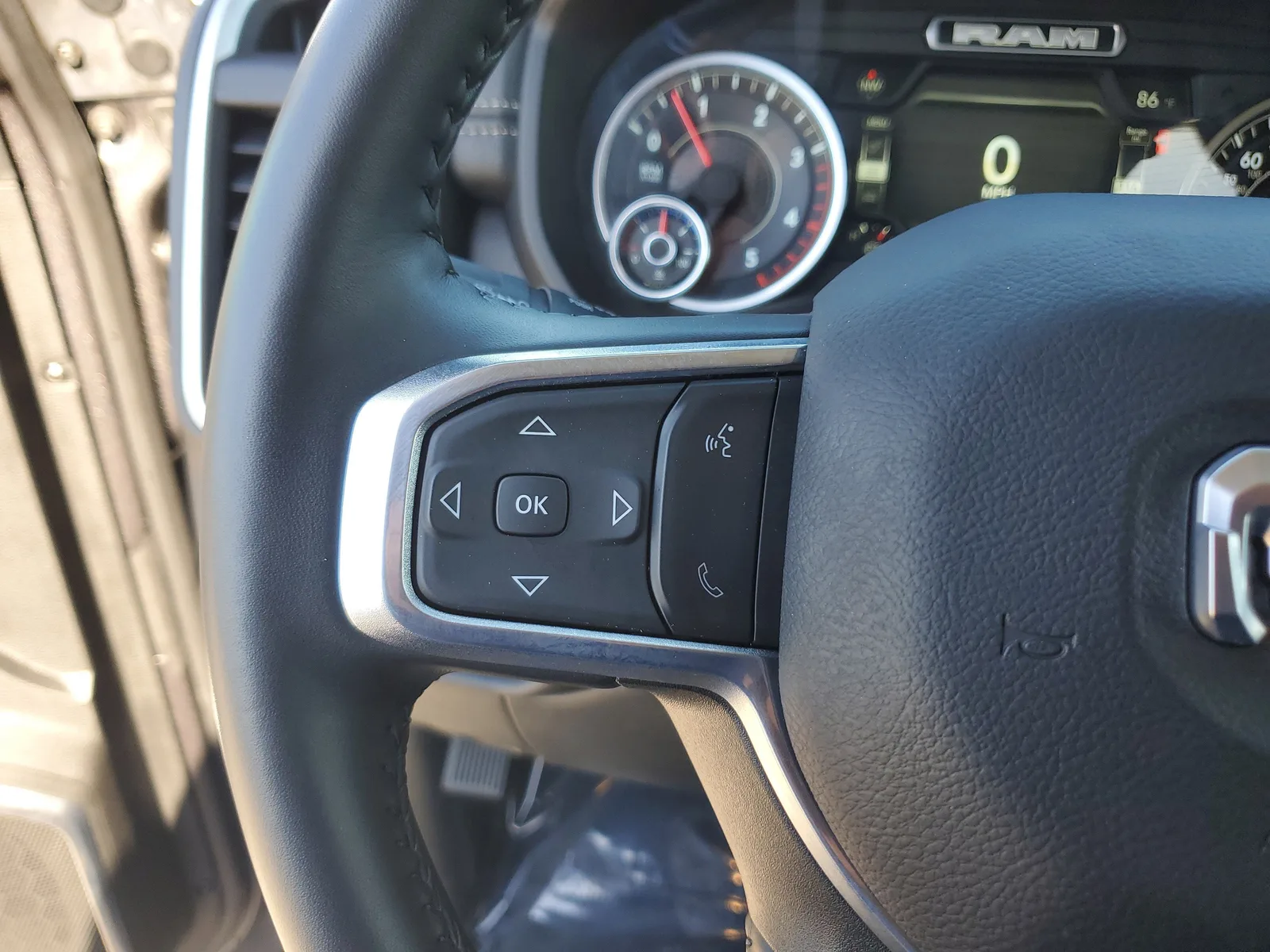 2024 RAM 2500 Laramie 4WD Diesel photo 21