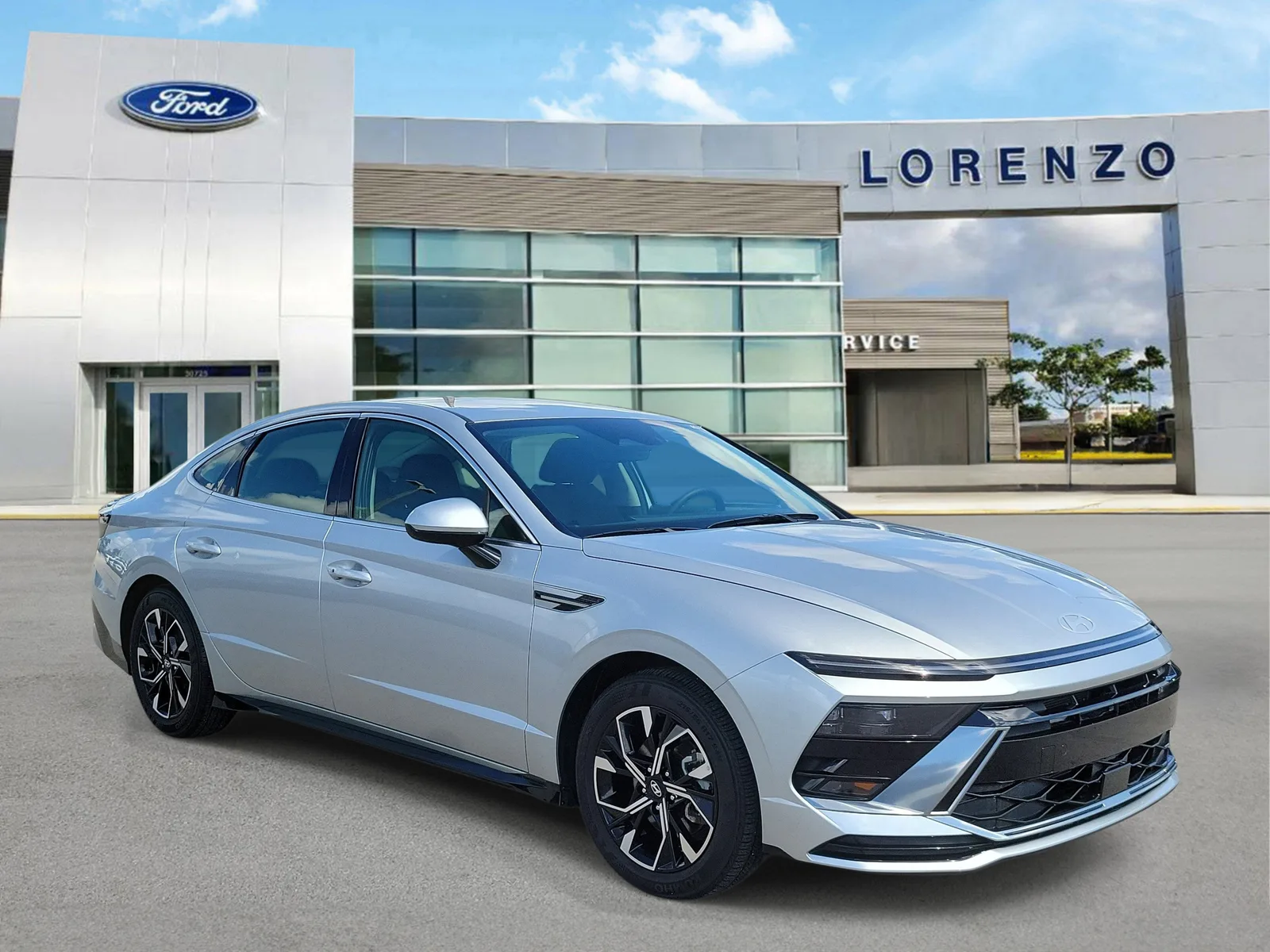 2025 Hyundai Sonata SEL photo 3