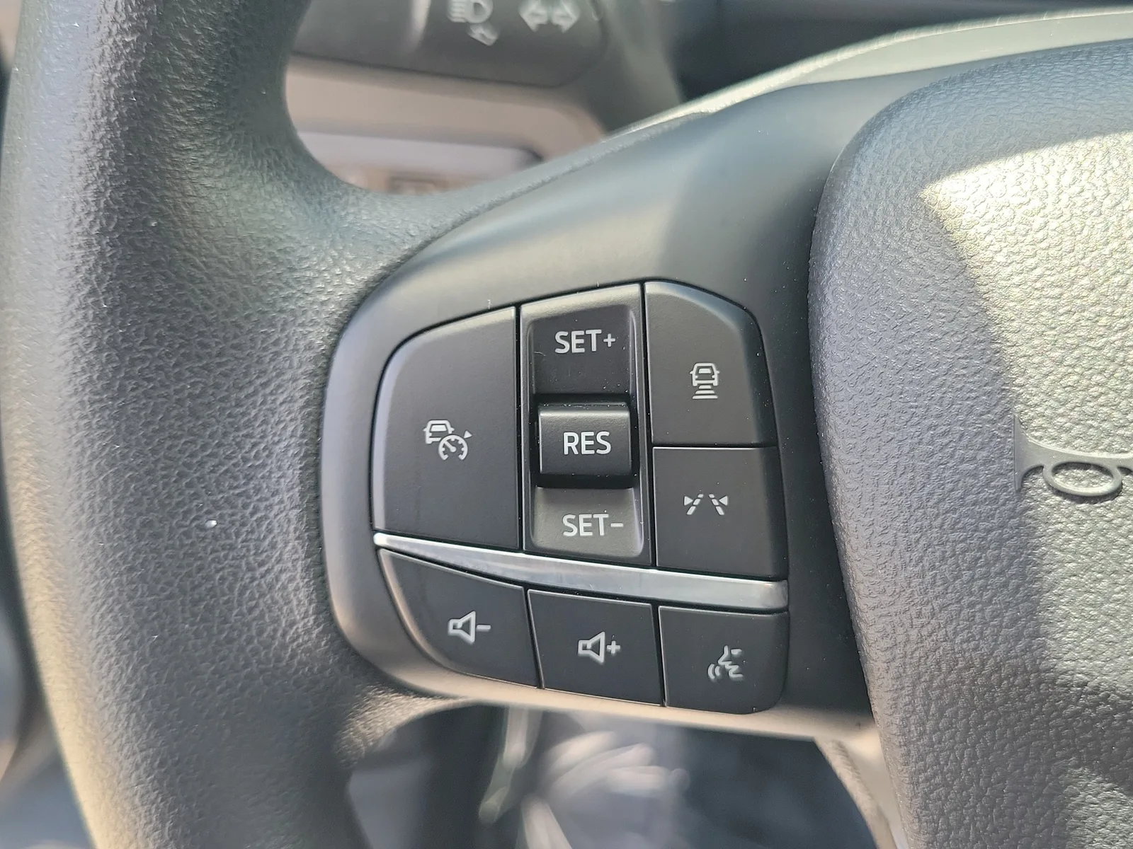 2025 Ford Escape Active photo 22