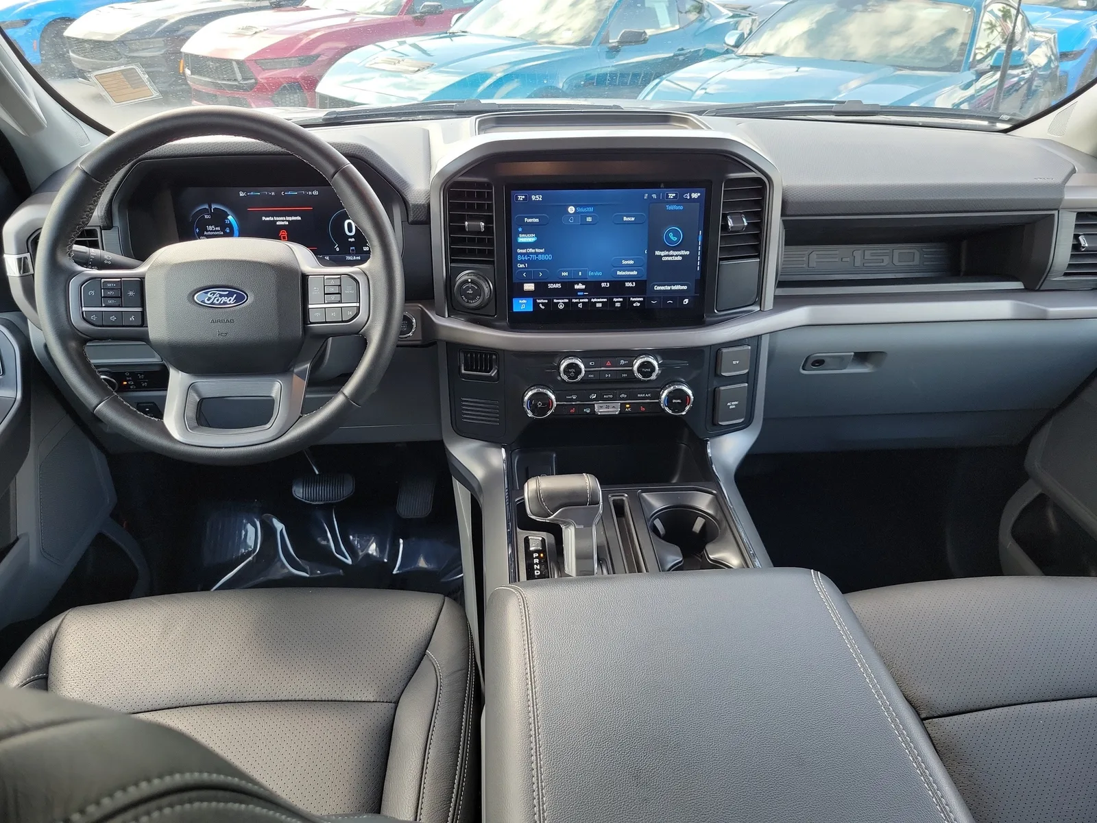 2025 Ford F-150 Lightning XLT photo 15