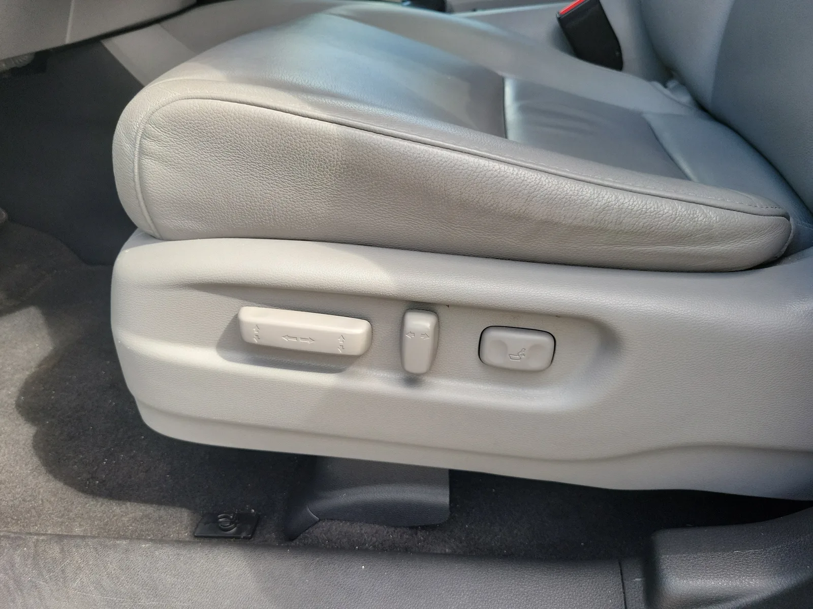 2021 Honda Pilot Special Edition photo 13