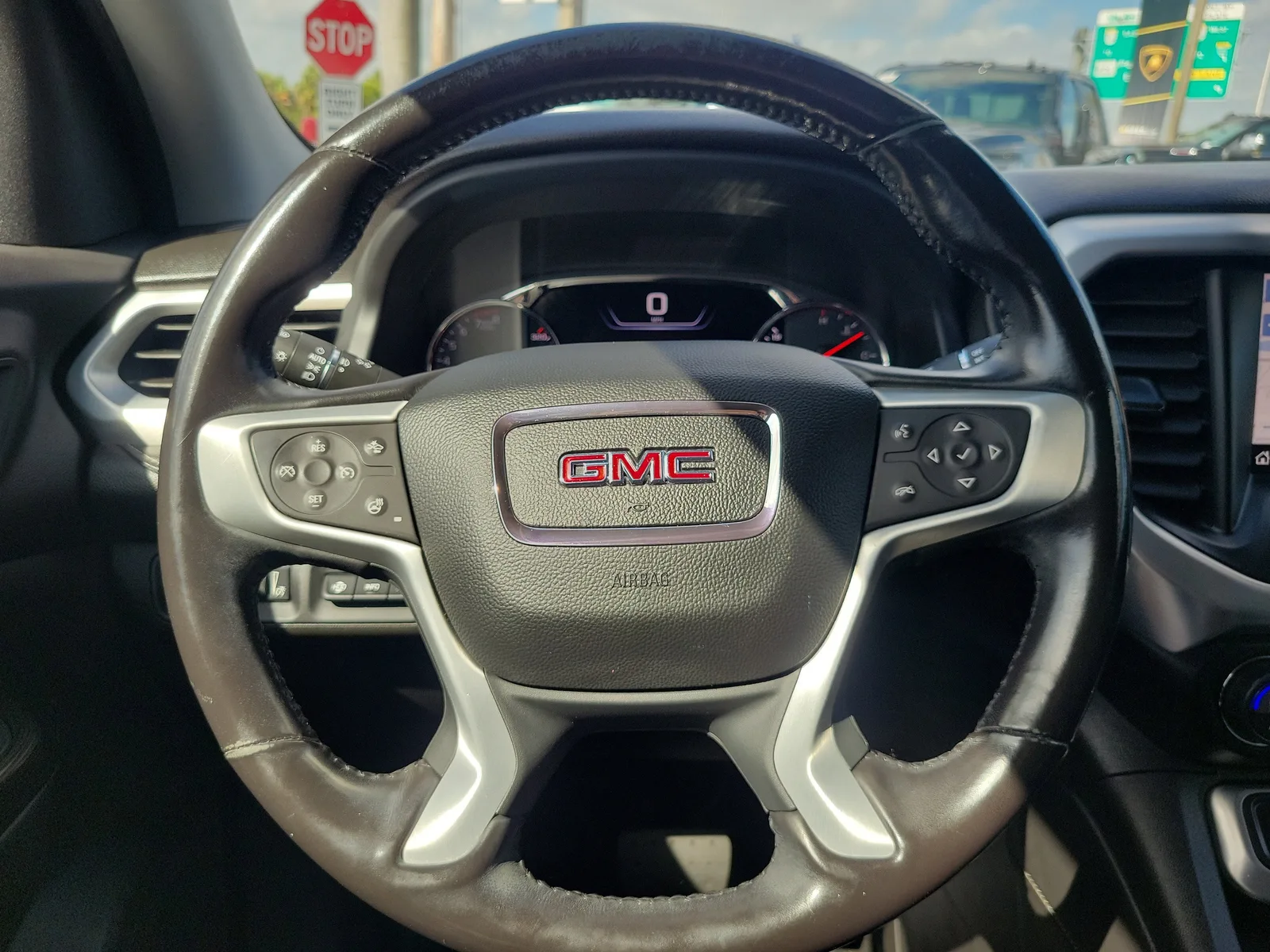 2022 GMC Acadia SLT photo 19