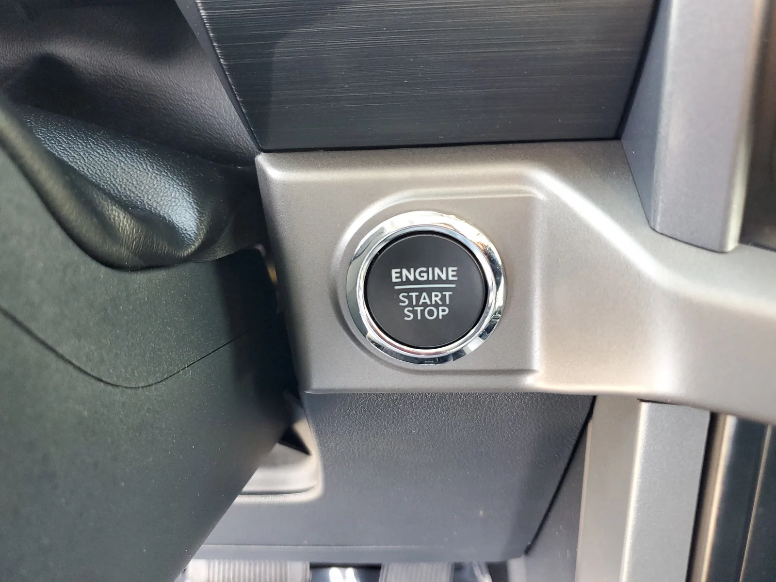 2024 Ford F-150 XLT 4WD photo 24