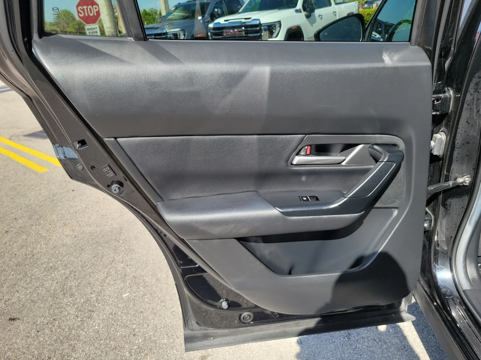 2024 Mazda CX-50 2.5 S Premium Package photo 12