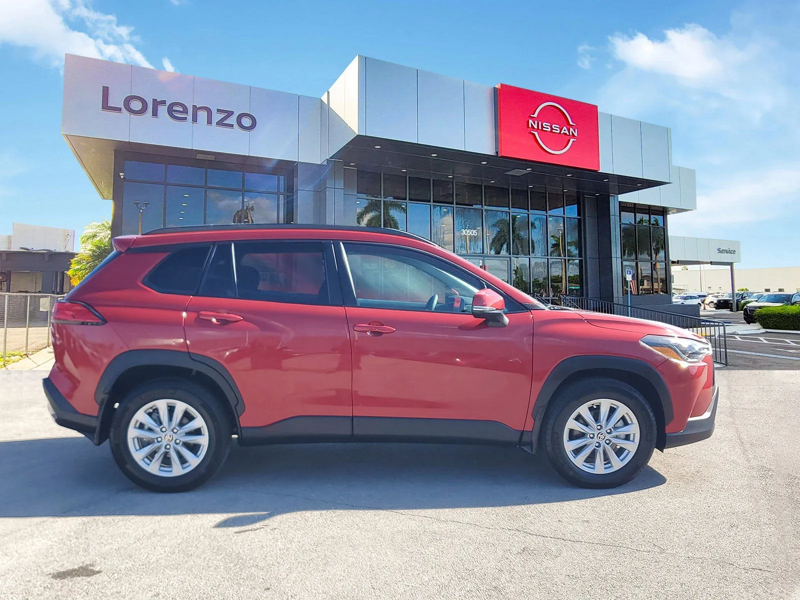 2023 Toyota Corolla Cross LE photo 4
